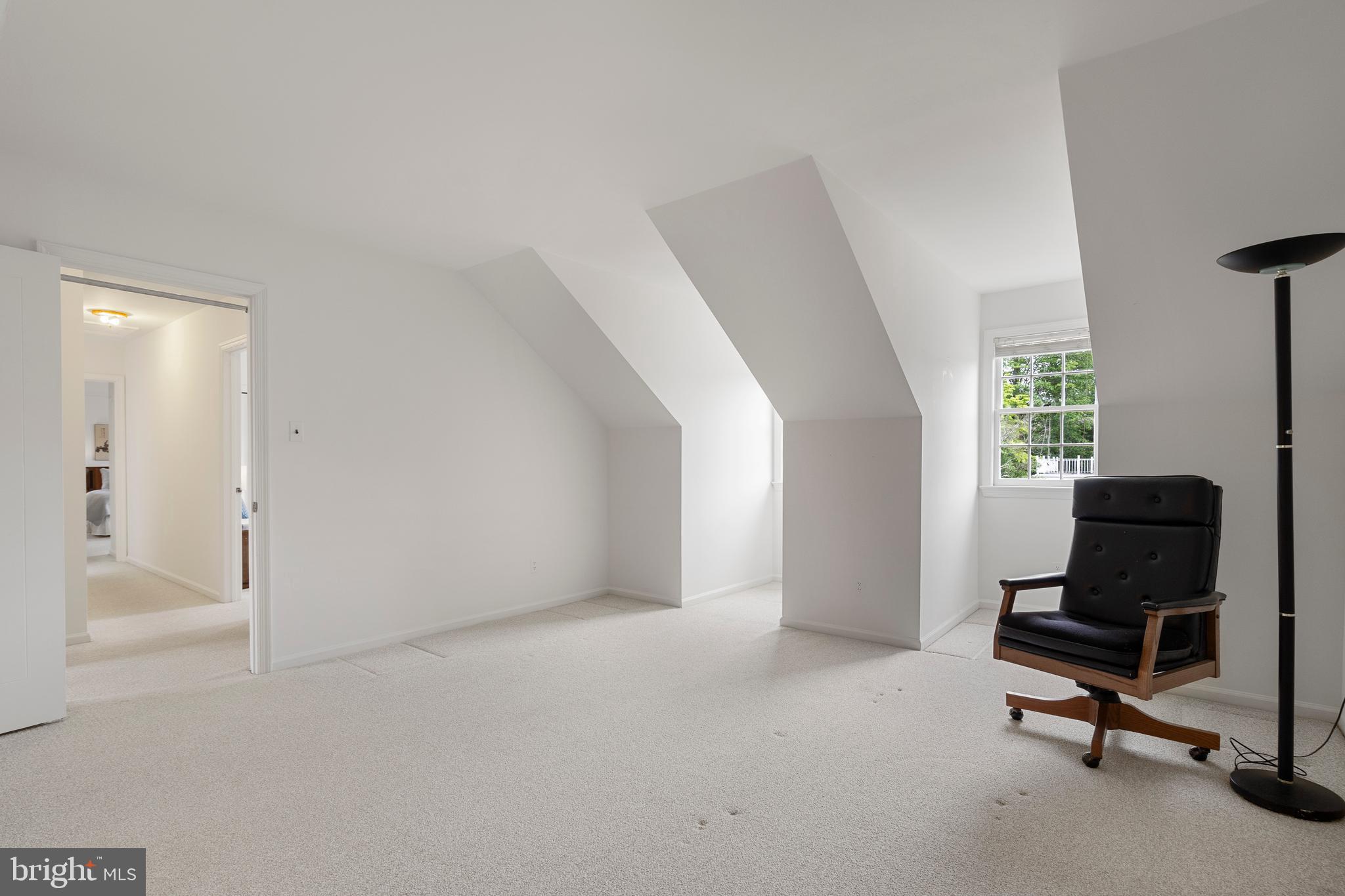 DOVER BALMORAL RIVERWOOD - Residential