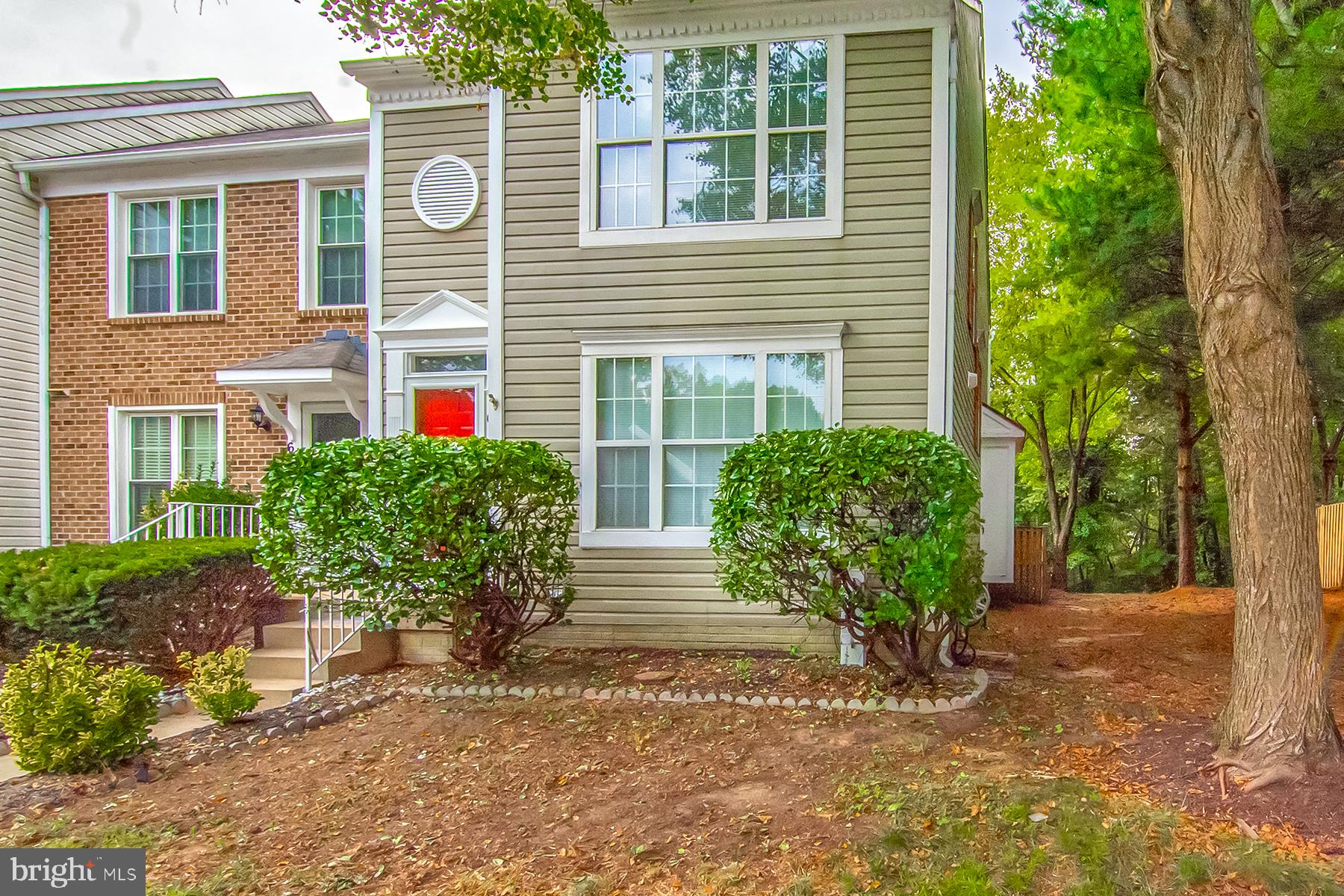 632 LIONS GATE LANE