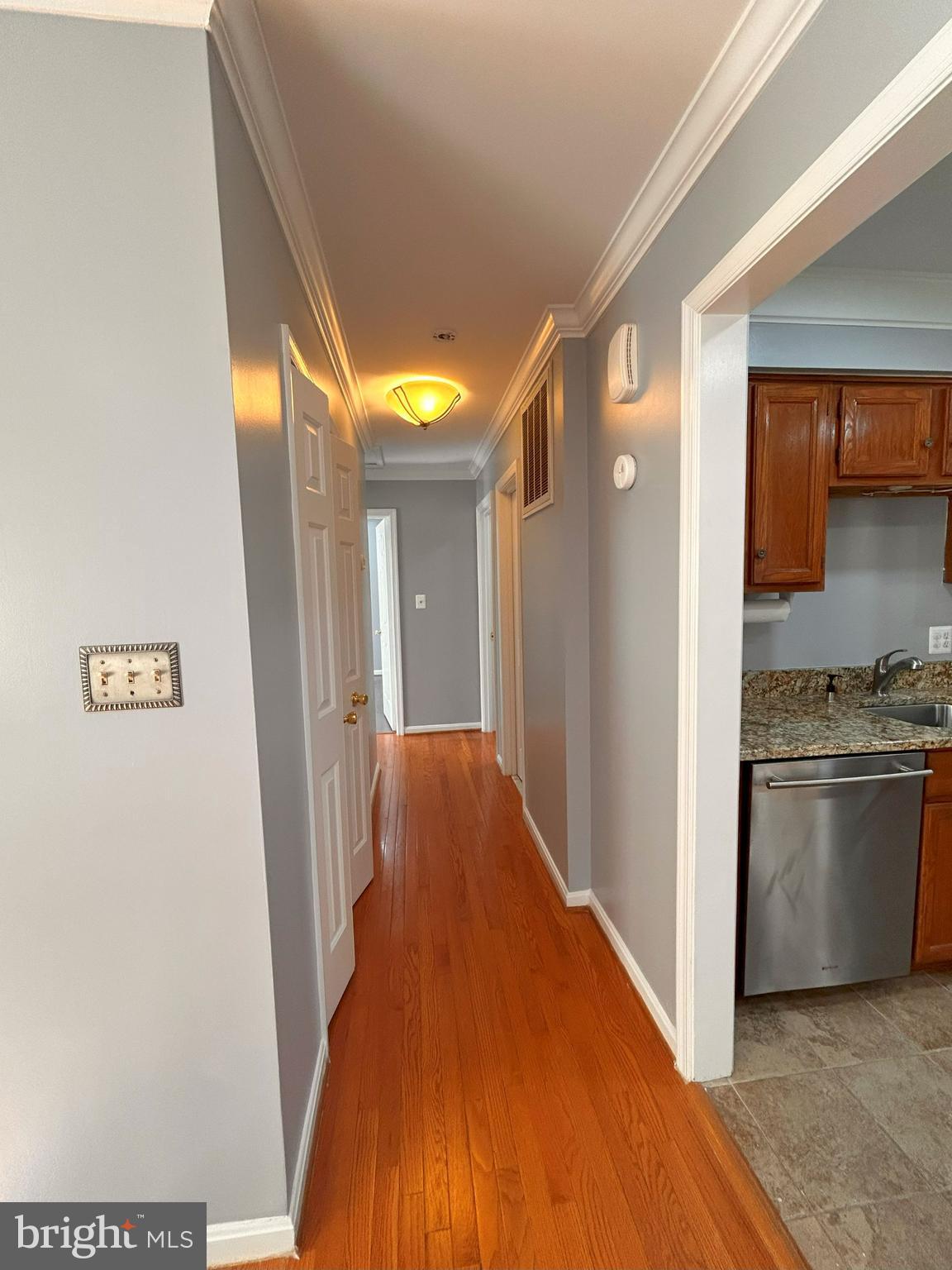 SHADOW WOODS - Residential Lease