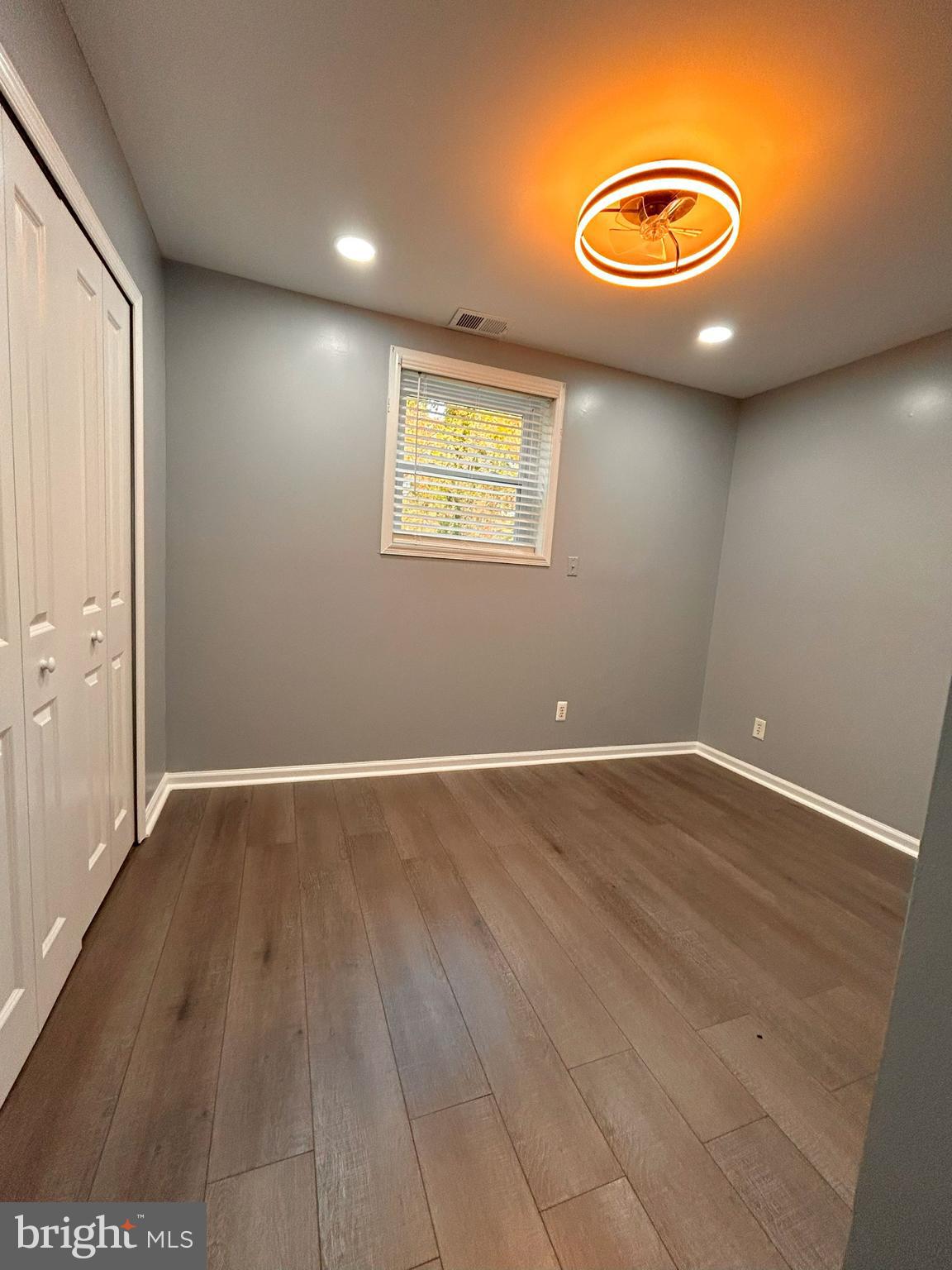 SHADOW WOODS - Residential Lease