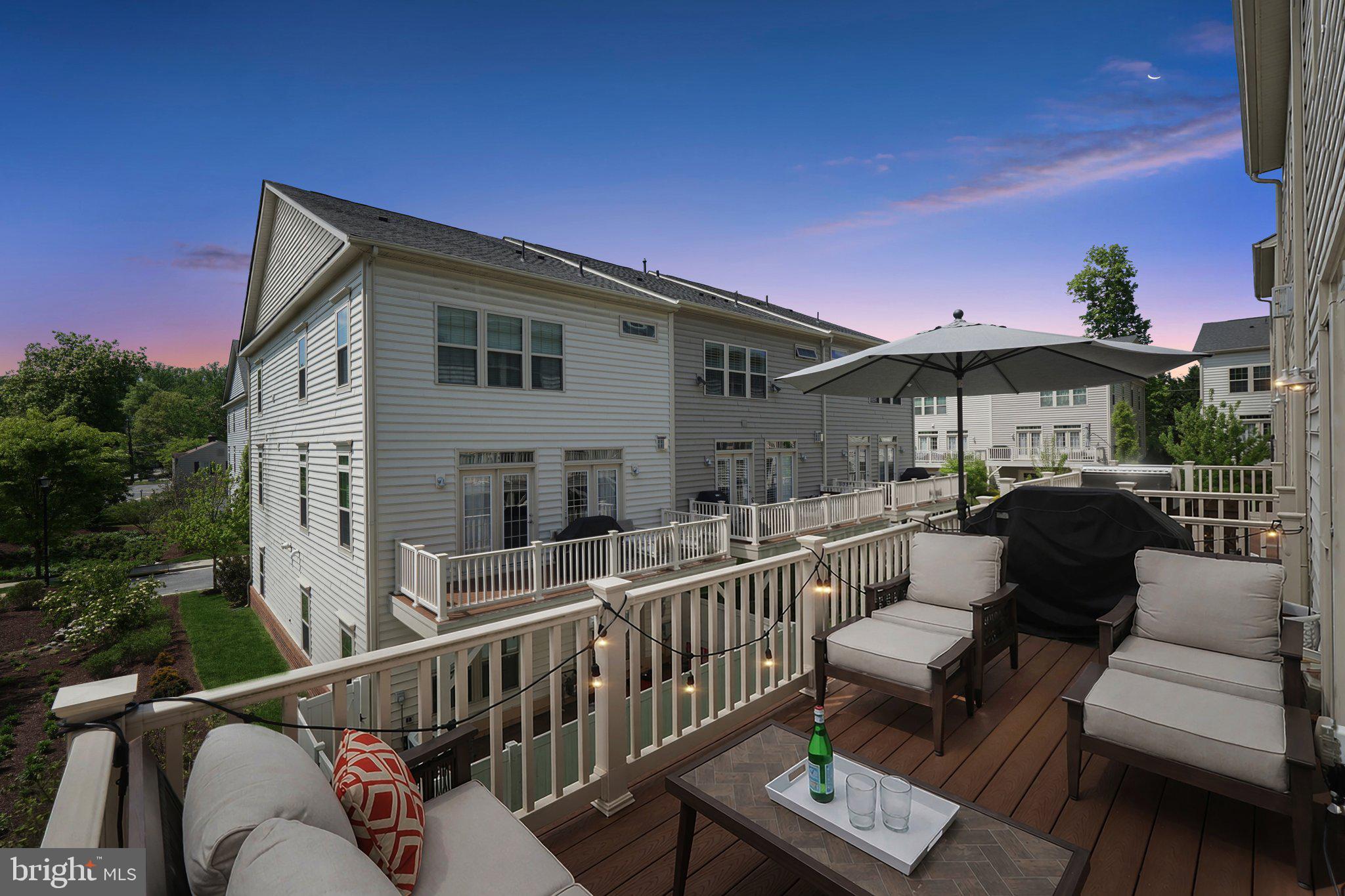 THOMAS VILLAGE - Residential