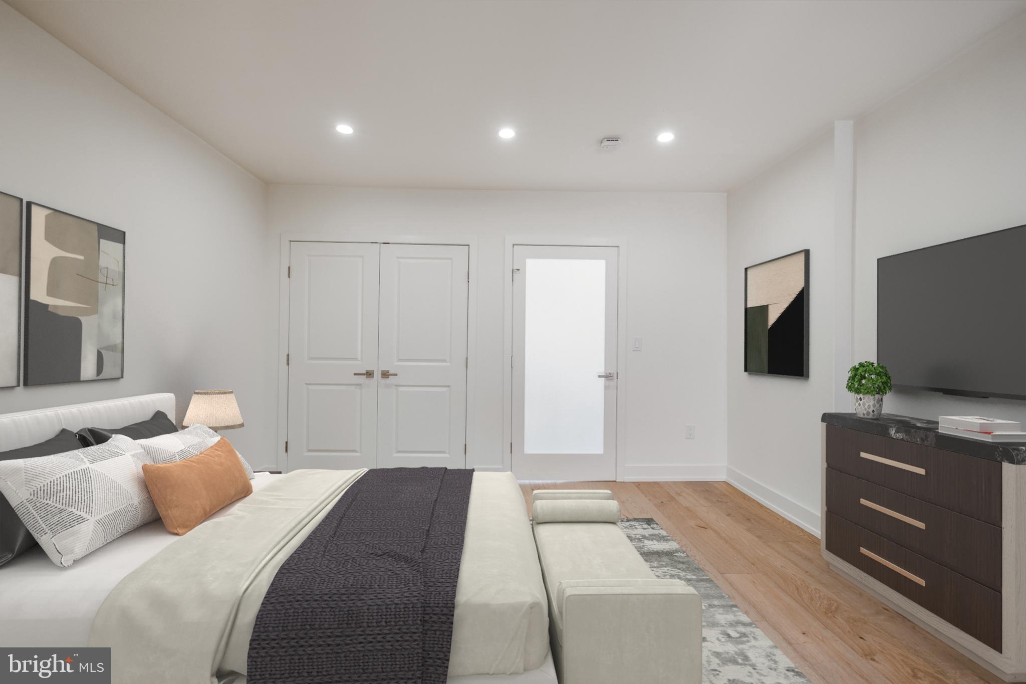 WASHINGTON SQ - Residential