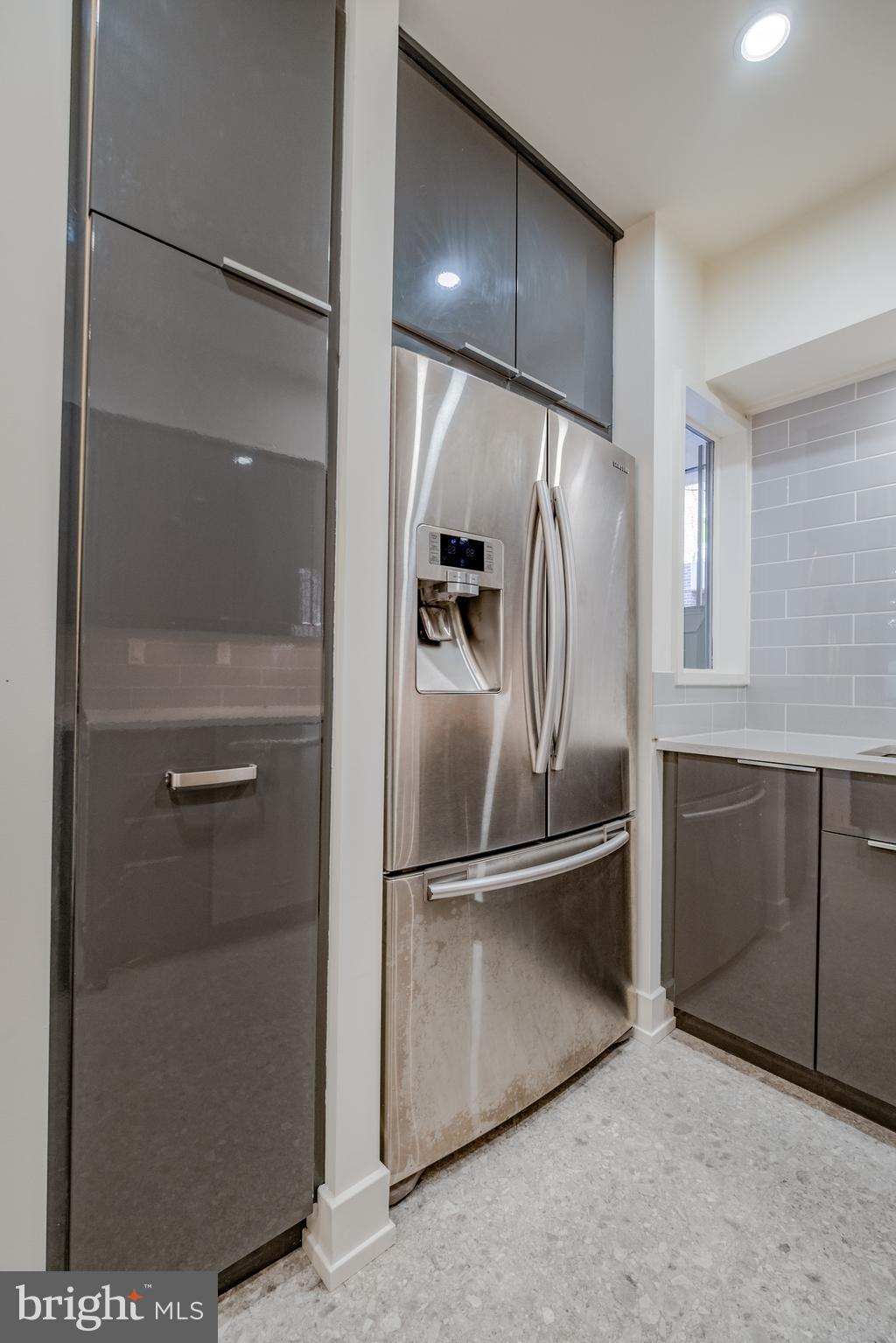 WASHINGTON SQ - Residential