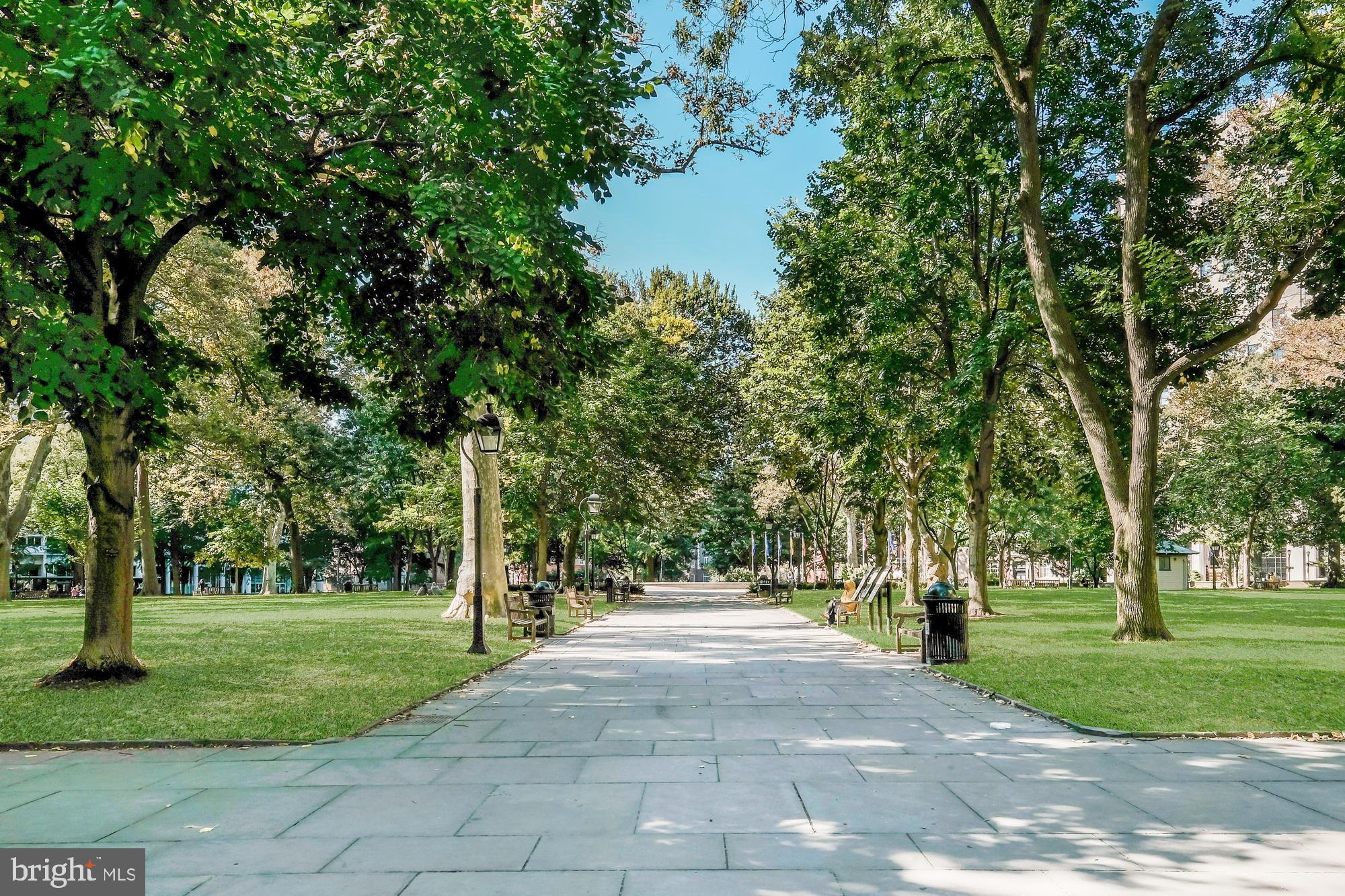 WASHINGTON SQ - Residential