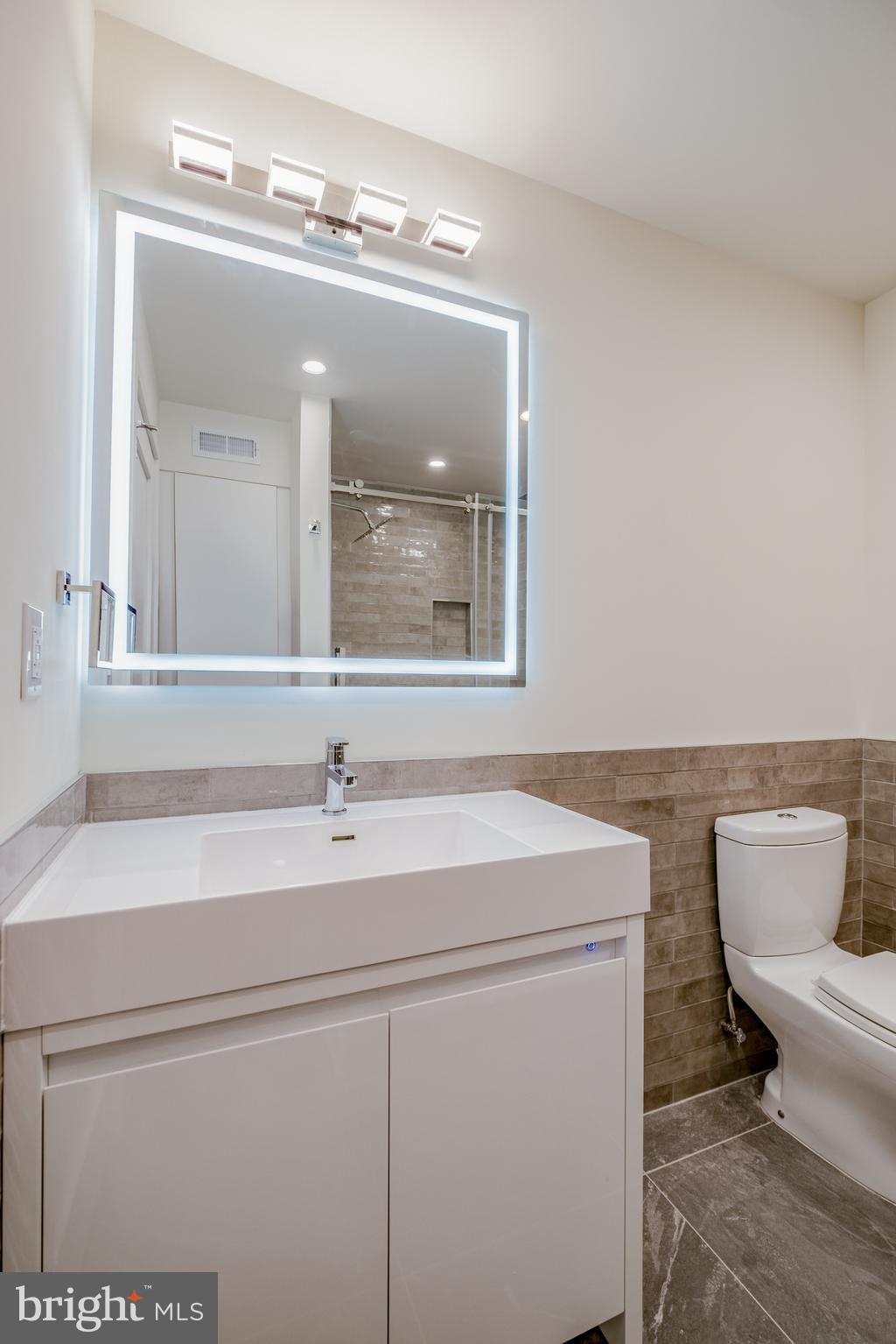 WASHINGTON SQ - Residential