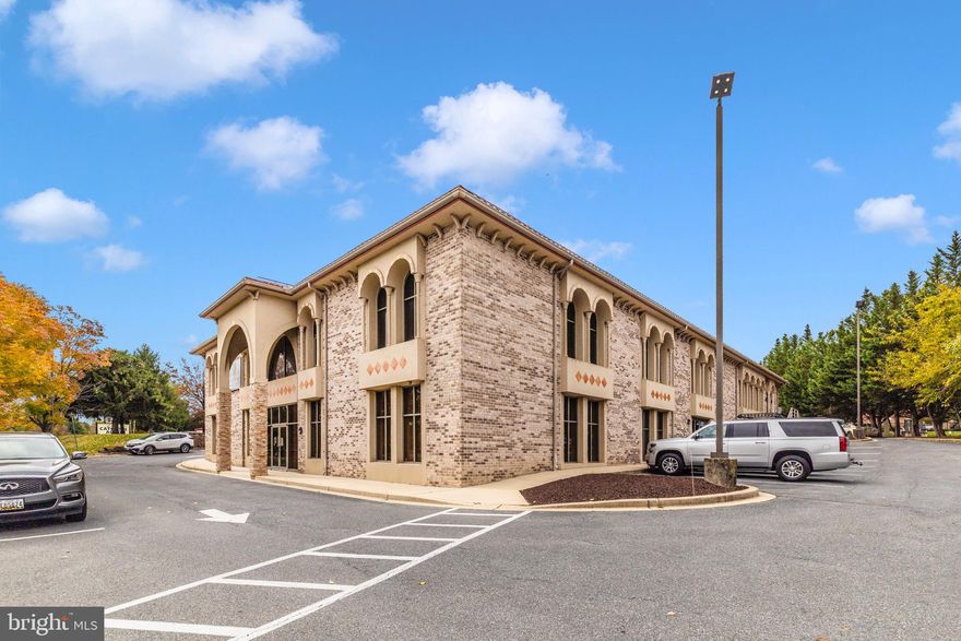 $16.00 /SQ FT NNN---APPROXIMATELY 9000 SQ FT OF COMMERCIAL/MEDICAL OFFICE SPACE FOR LEASE ON THOMAS JOHNSON DR.. OWNER WILL REMODEL TO SUIT TENANT. THERE IS THE ABILITY TO DIVIDE THE SPACE FOR A SMALLER OFFICE SPACE (APPROX. 2000 SQ. FT.). PROPERTY IS 1.89 ACRES WITH 104 PARKING SPACES AND IS VERY CONVENIENT TO ALL MAJOR HIGHWAYS AND ONLY MINITUES FROM THE FREDERICK HOSPITAL.