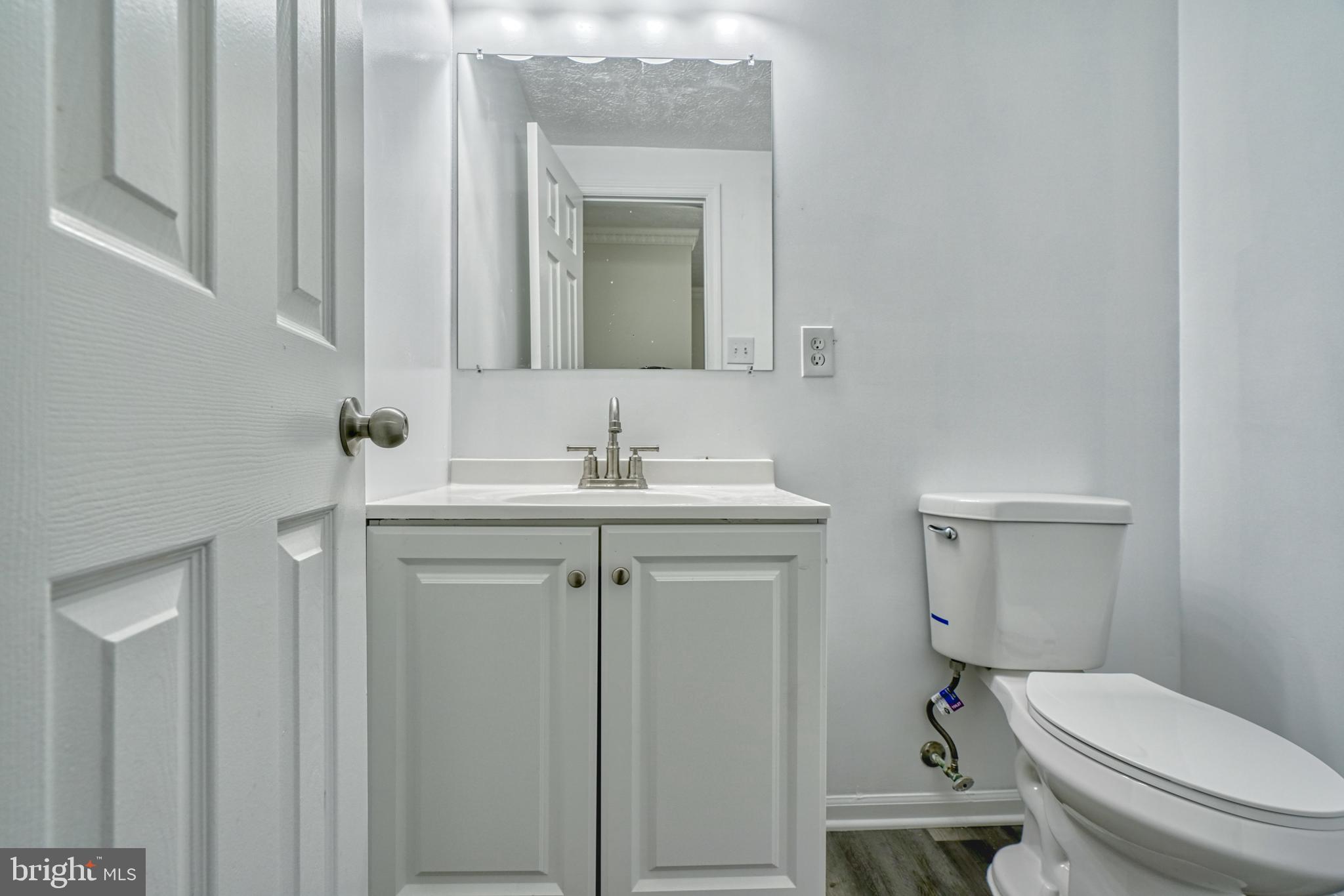 CLOVERFIELD MANOR - Residential Lease