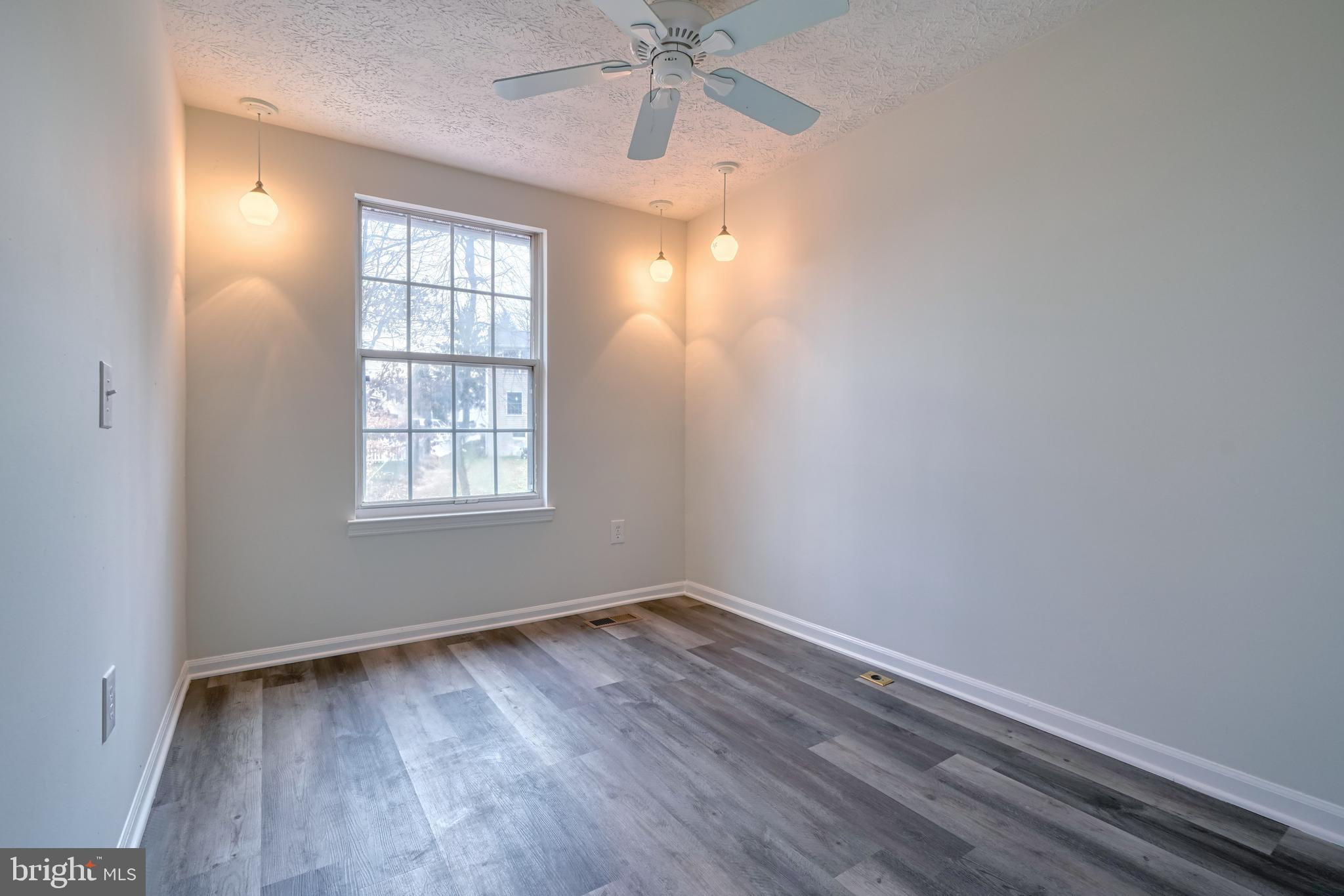 CLOVERFIELD MANOR - Residential Lease