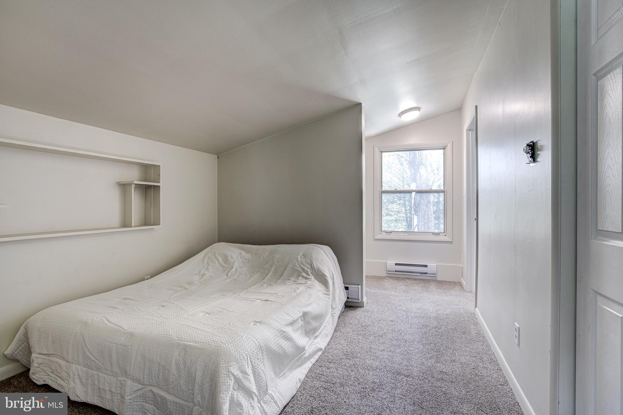 HARRIS ACRES - Residential