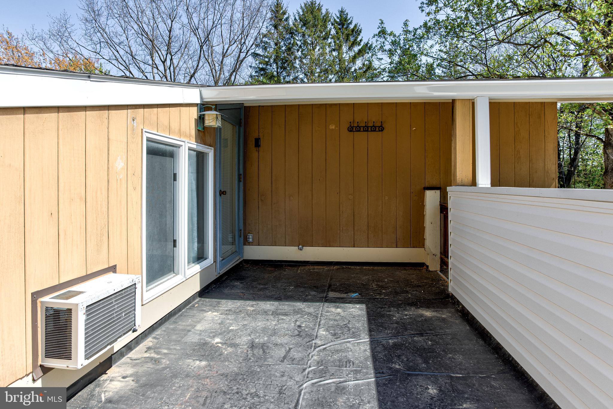 HARRIS ACRES - Residential