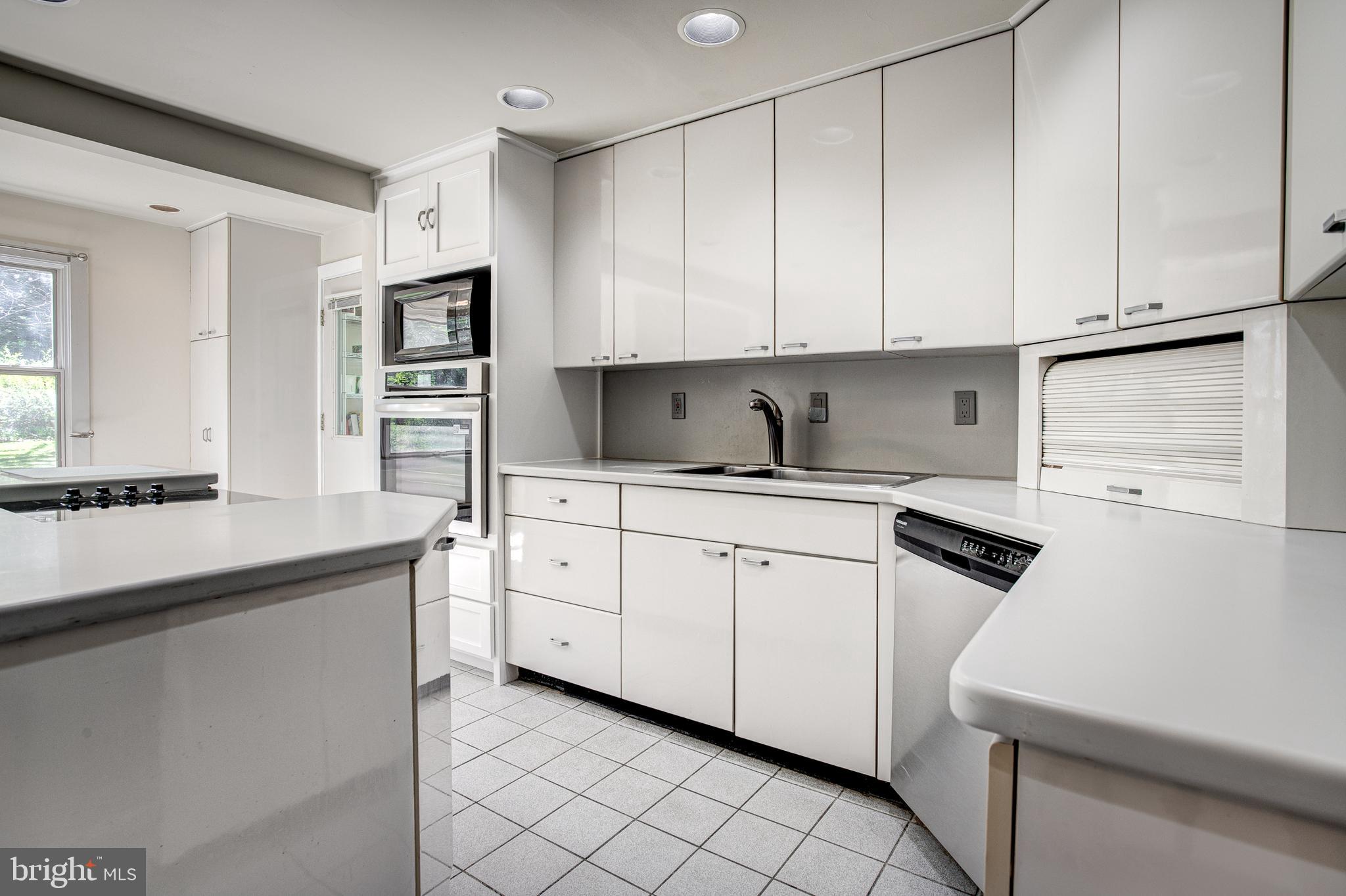 HARRIS ACRES - Residential