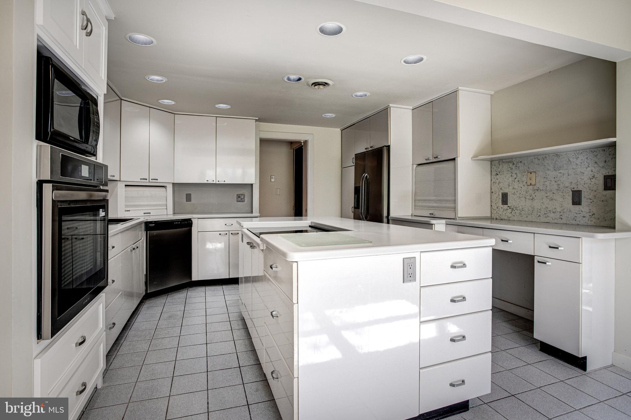 HARRIS ACRES - Residential