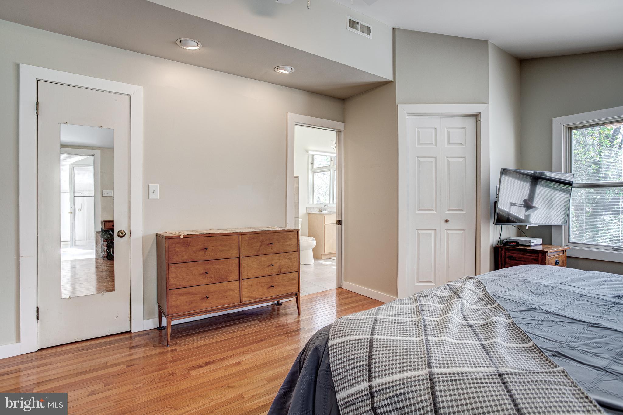 HARRIS ACRES - Residential