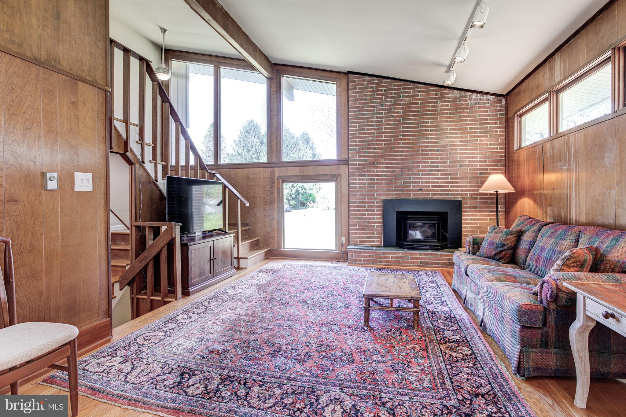 HARRIS ACRES - Residential