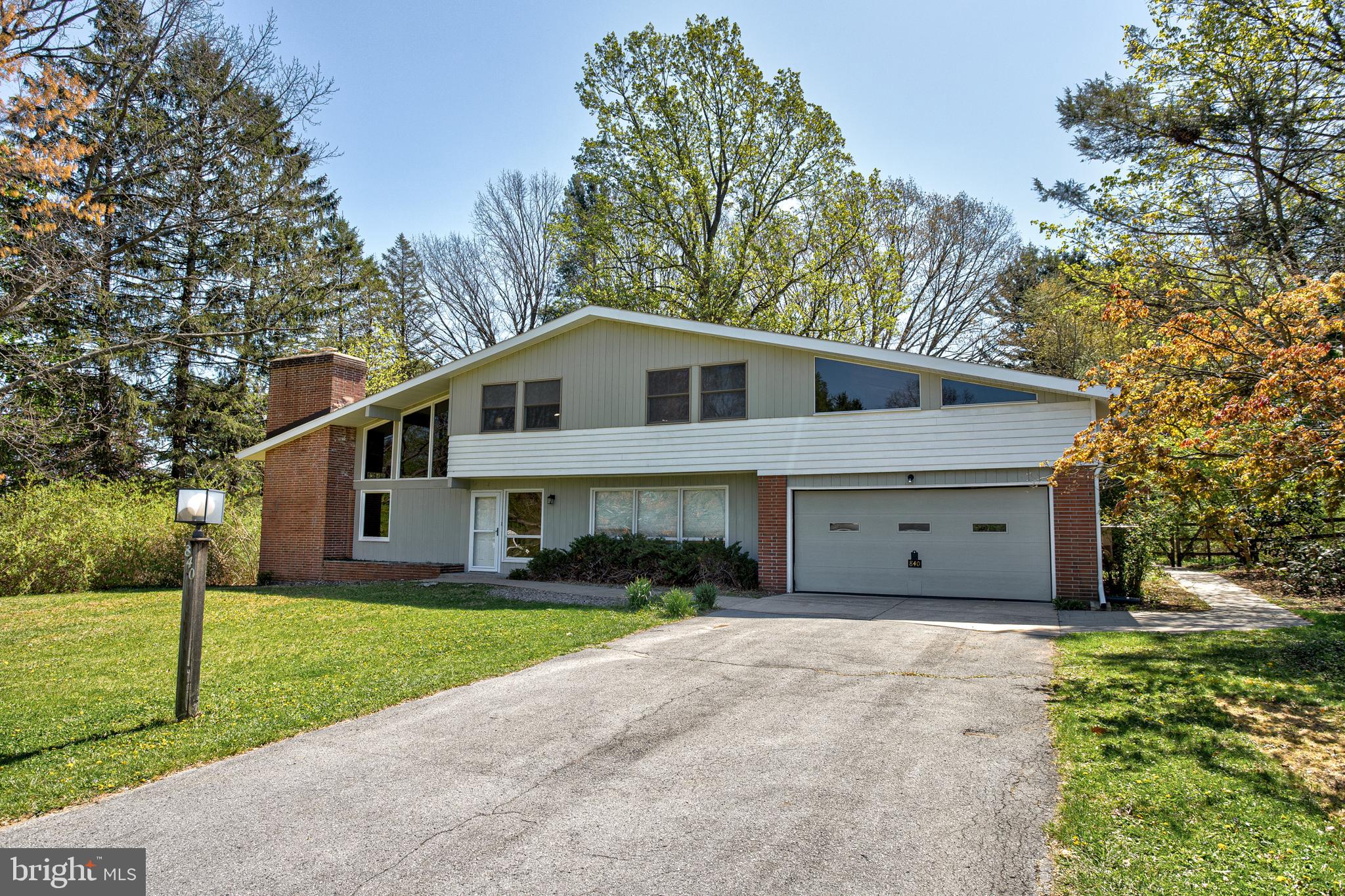 HARRIS ACRES - Residential