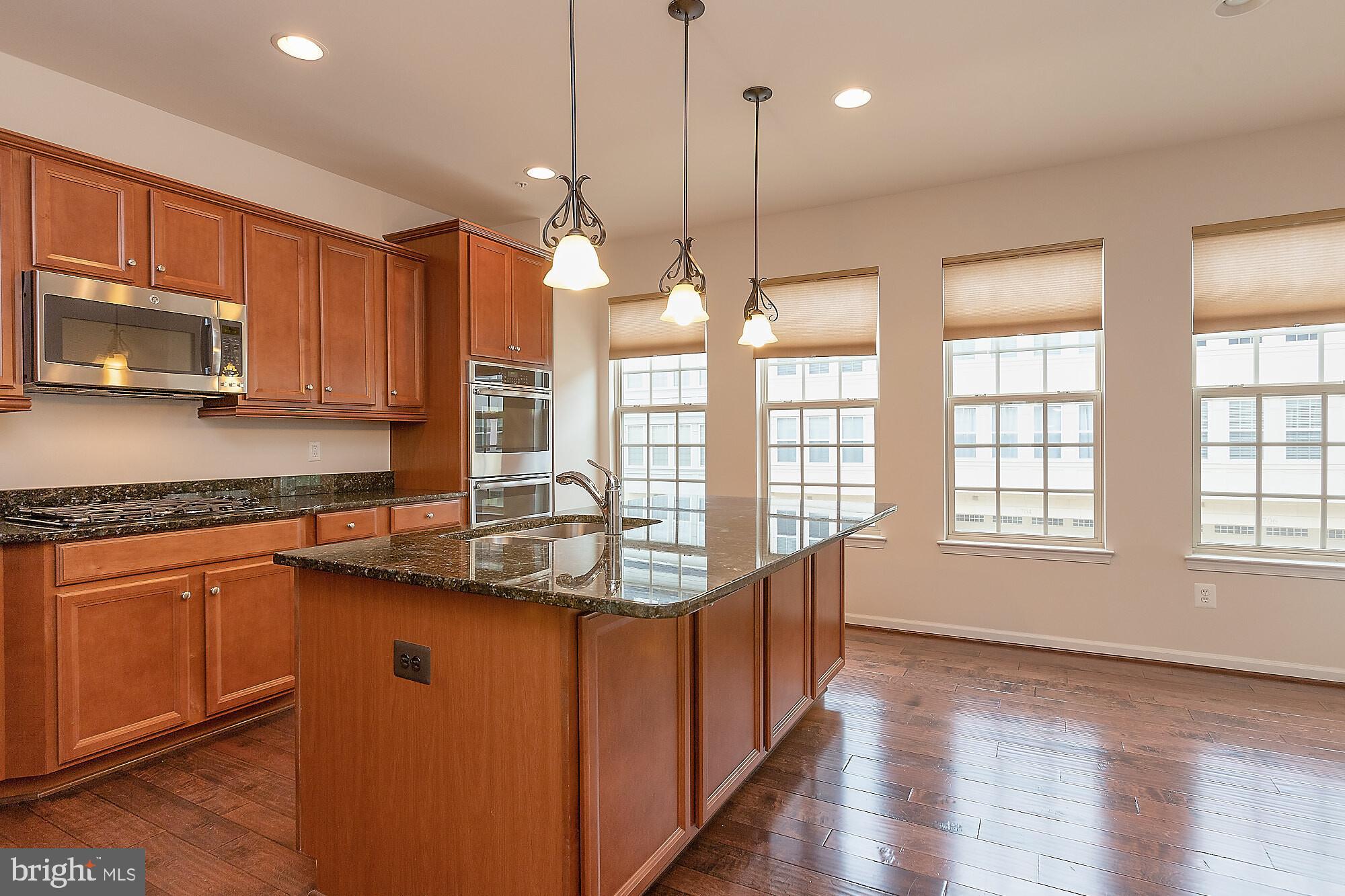 POTOMAC OVERLOOK CONDO - Residential Lease