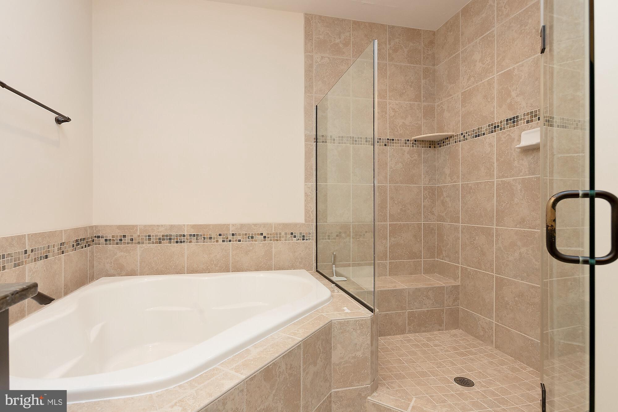 POTOMAC OVERLOOK CONDO - Residential Lease