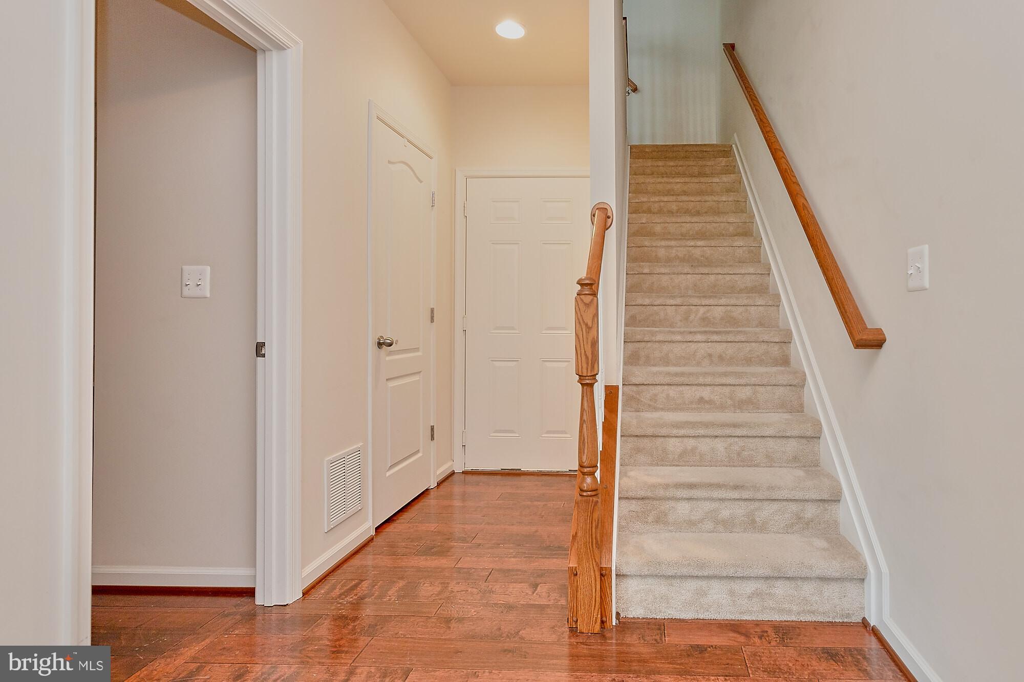 POTOMAC OVERLOOK CONDO - Residential Lease