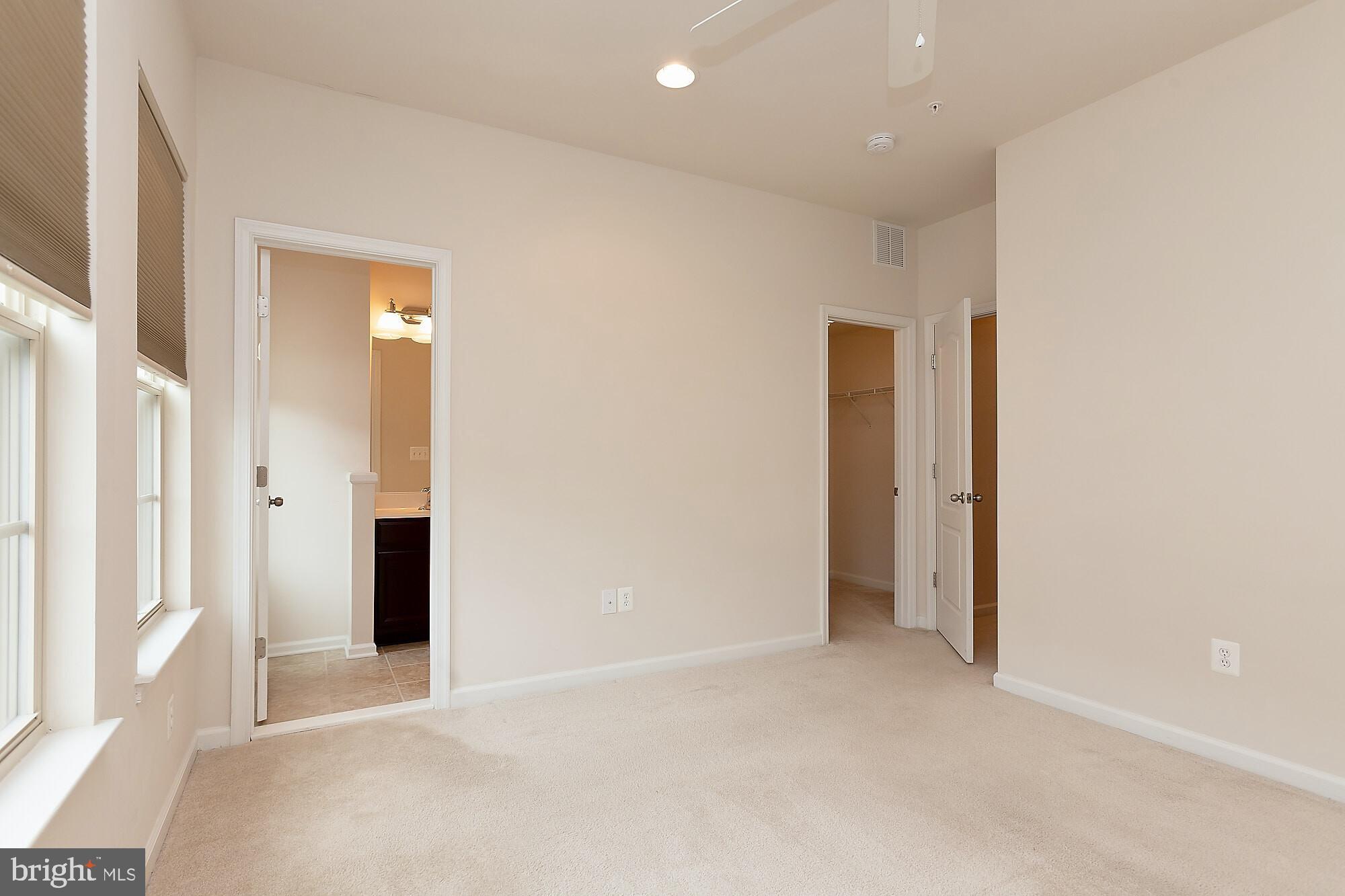 POTOMAC OVERLOOK CONDO - Residential Lease