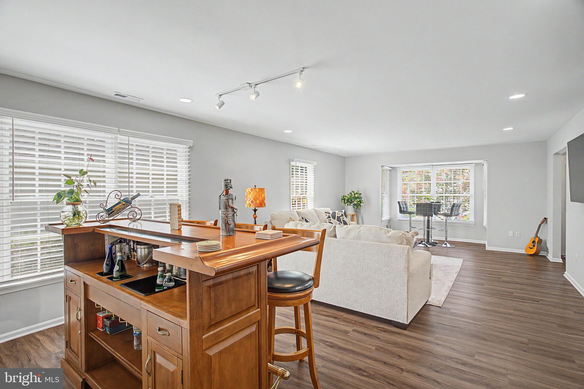 1933 QUIMBY COURT