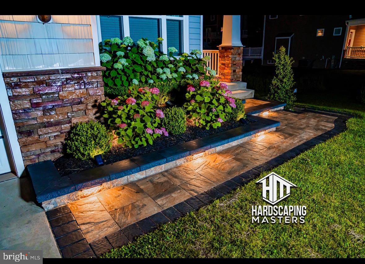 TANYARD COVE NORTH - Residential