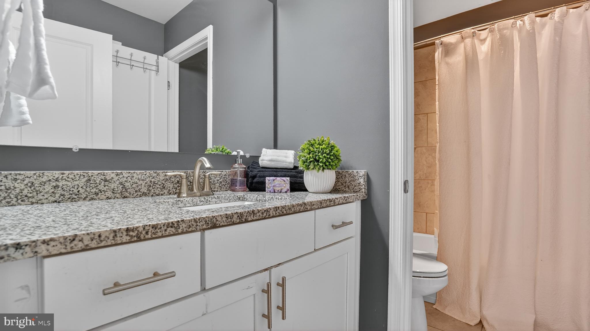 TANYARD COVE NORTH - Residential