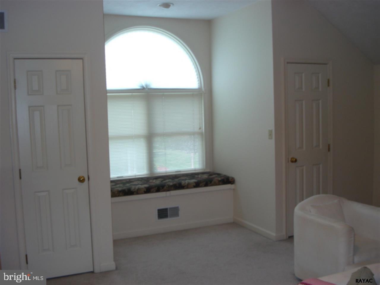 CHESTNUT RUN - Residential