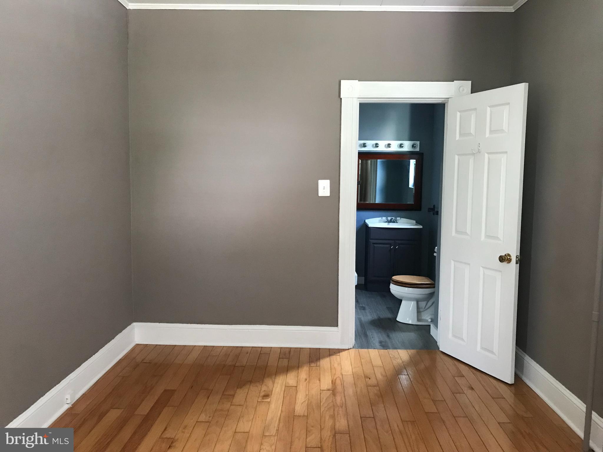 LAURAVILLE HISTORIC DISTRICT - Residential