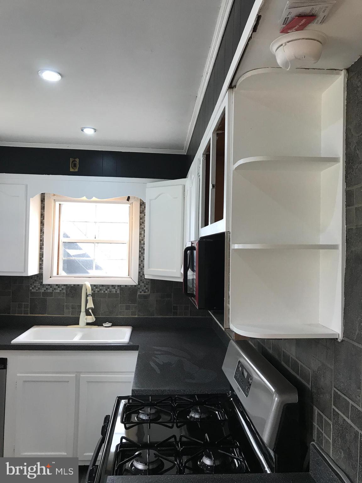 LAURAVILLE HISTORIC DISTRICT - Residential