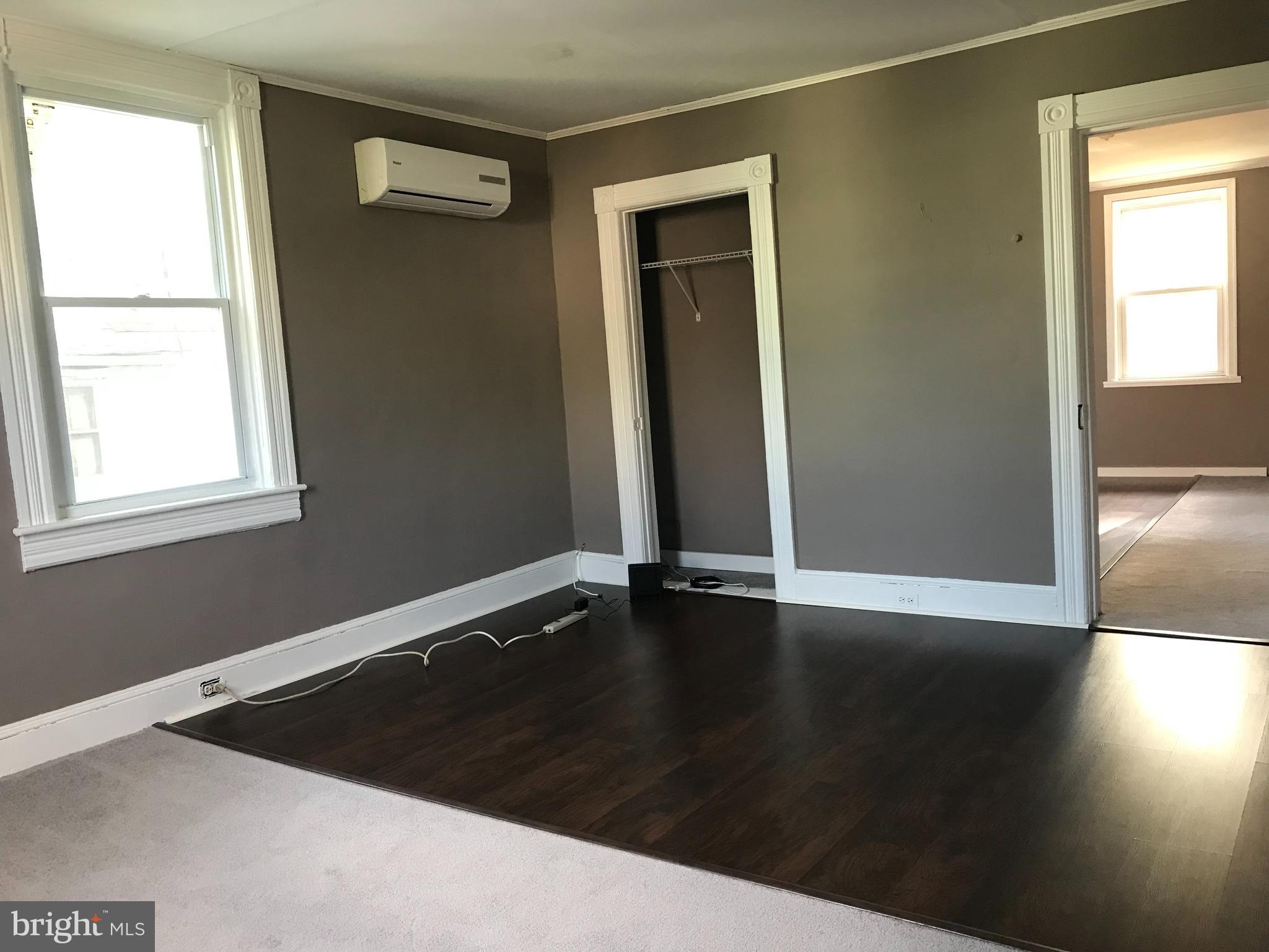 LAURAVILLE HISTORIC DISTRICT - Residential