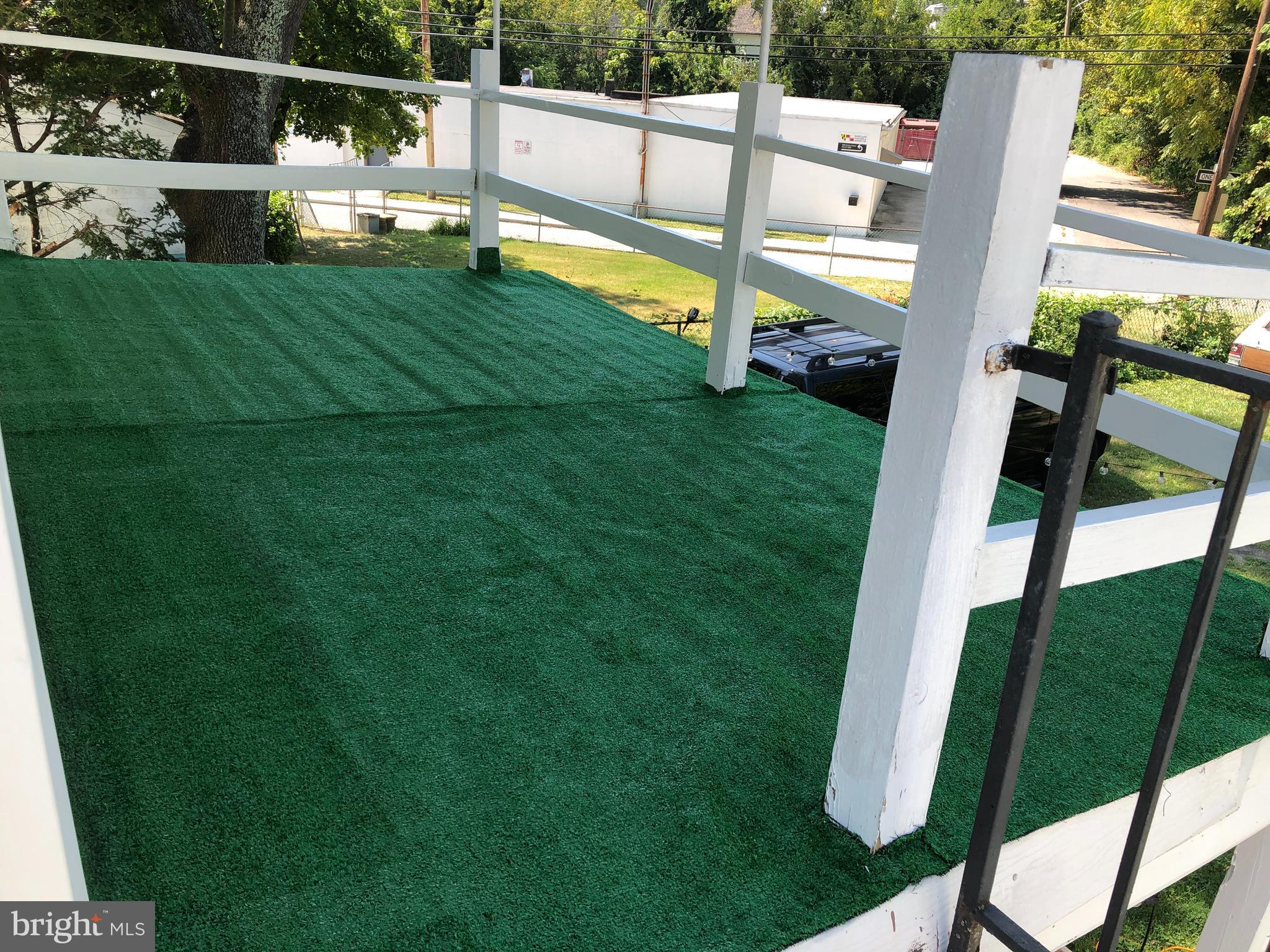 LAURAVILLE HISTORIC DISTRICT - Residential