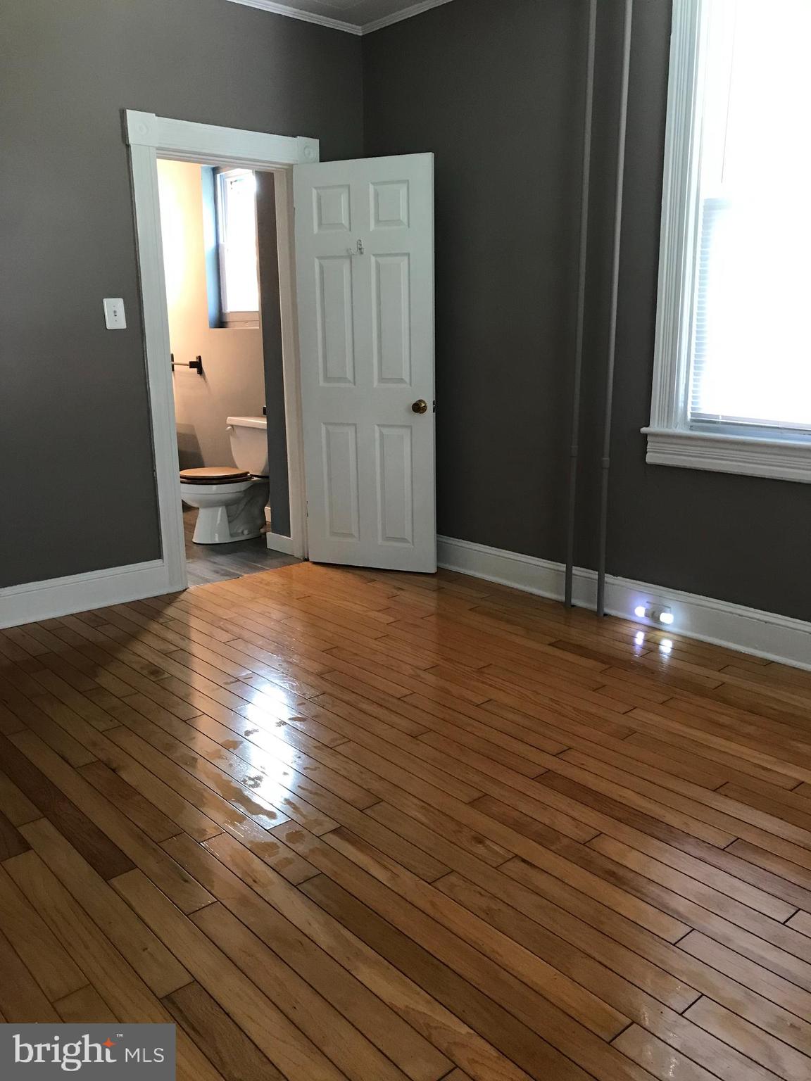 LAURAVILLE HISTORIC DISTRICT - Residential