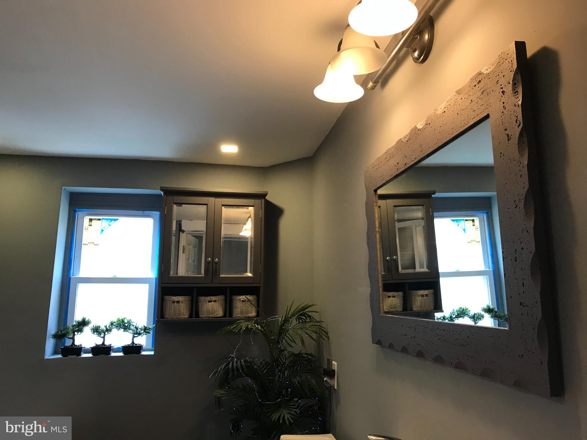 LAURAVILLE HISTORIC DISTRICT - Residential