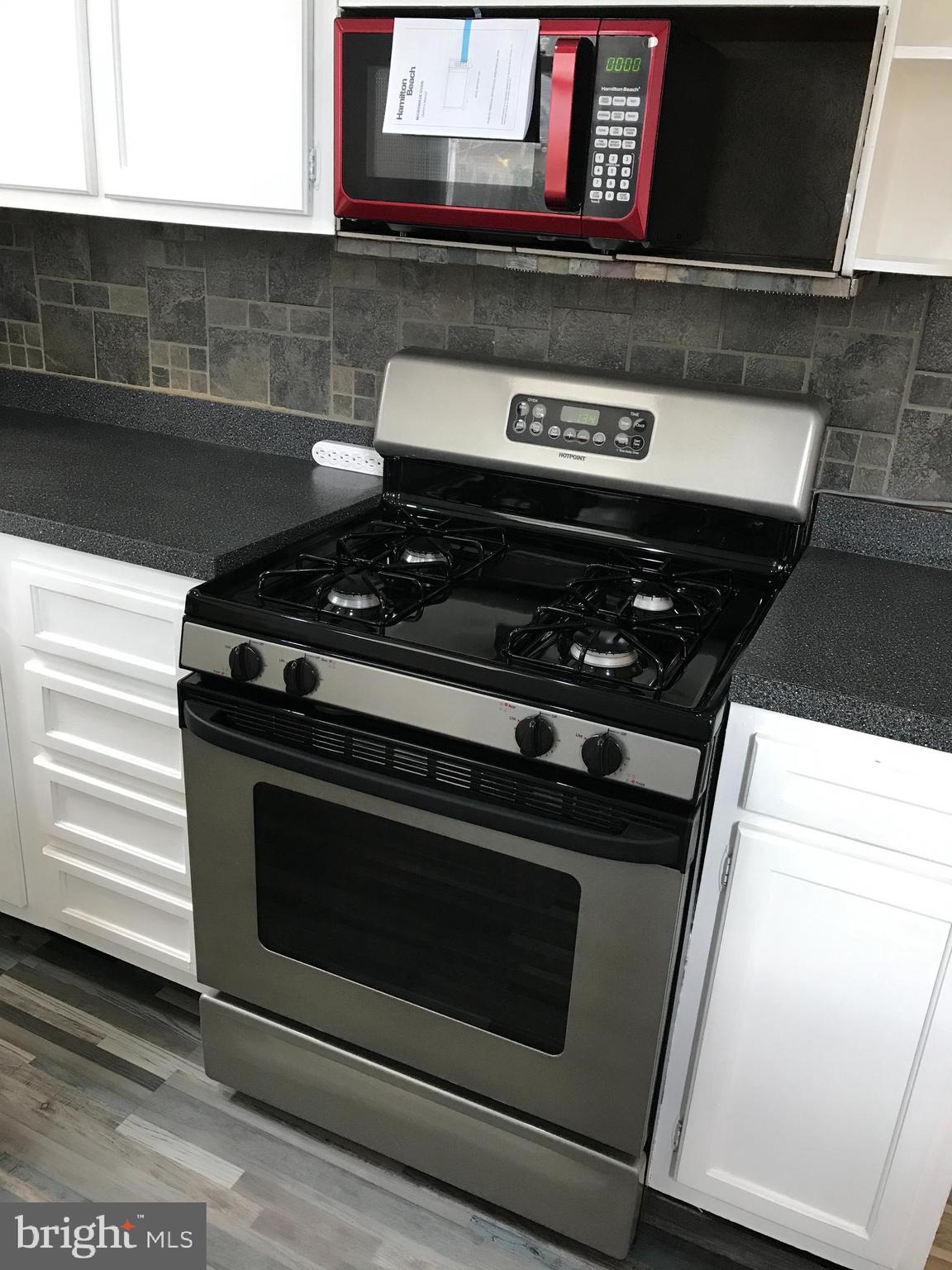 LAURAVILLE HISTORIC DISTRICT - Residential