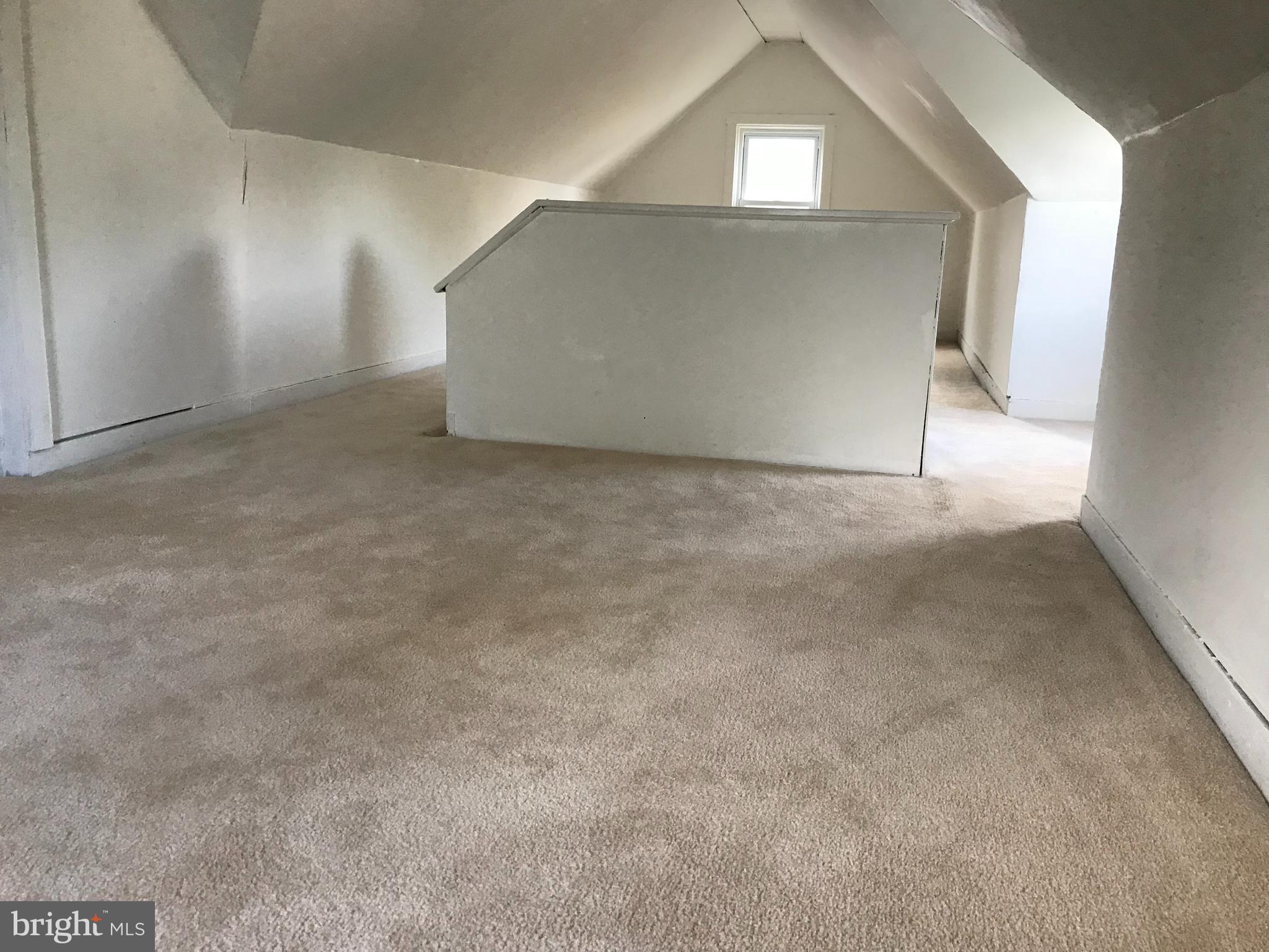 LAURAVILLE HISTORIC DISTRICT - Residential