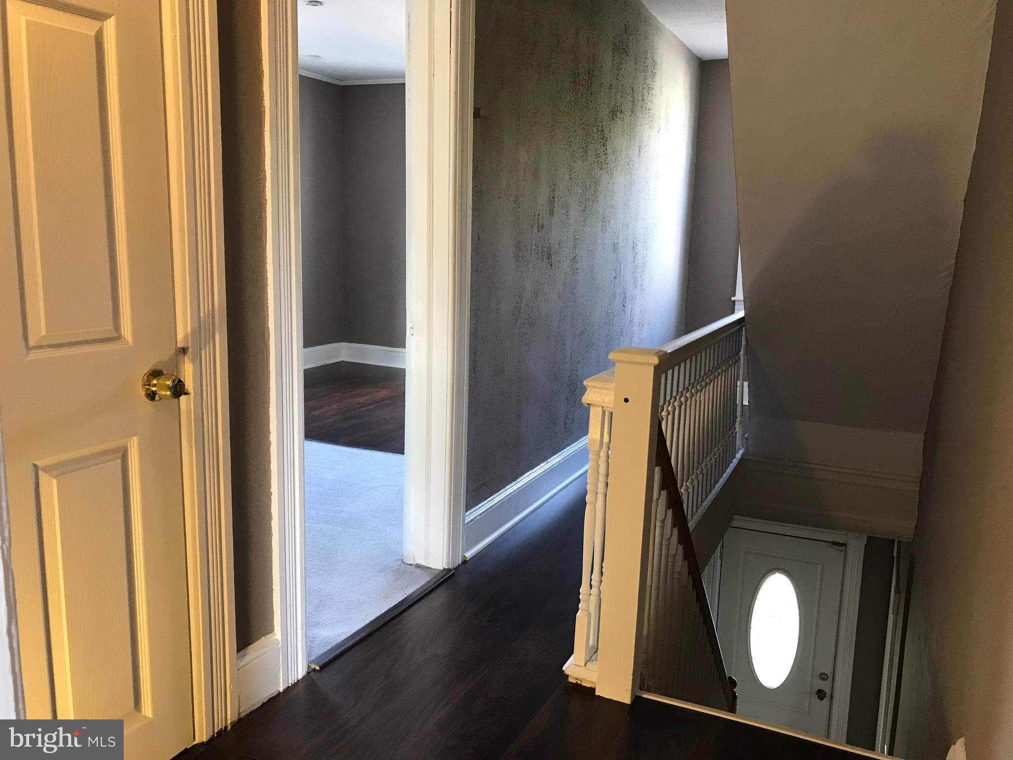 LAURAVILLE HISTORIC DISTRICT - Residential