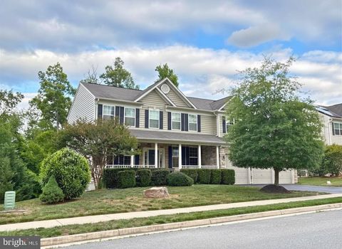 24 WOODFORD DRIVE FREDERICKSBURG VA 22405