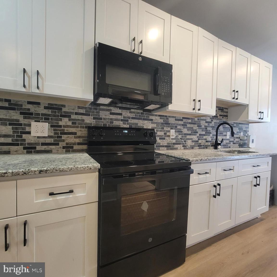 STRAWBERRY MANSION - Residential