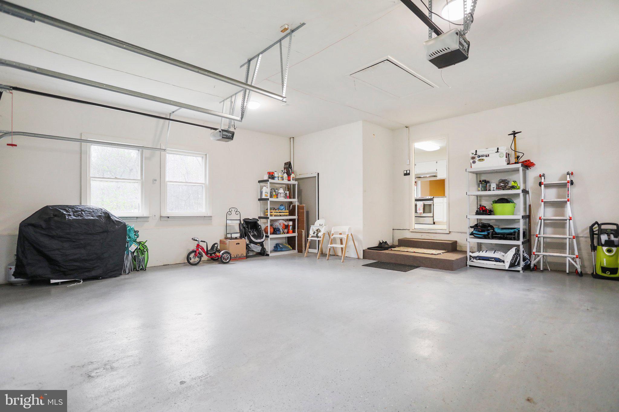 SHANNONDALE - Residential