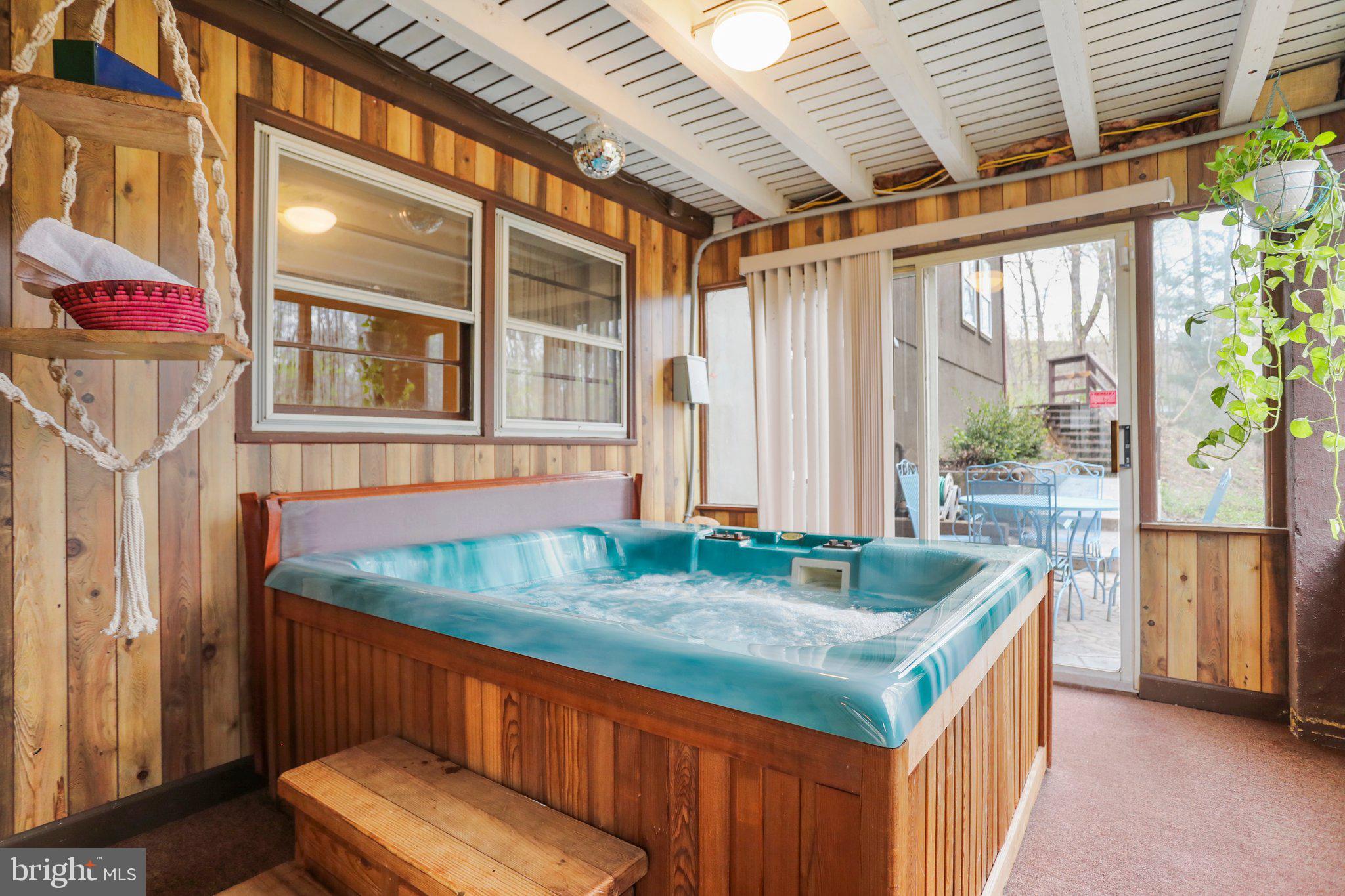 SHANNONDALE - Residential