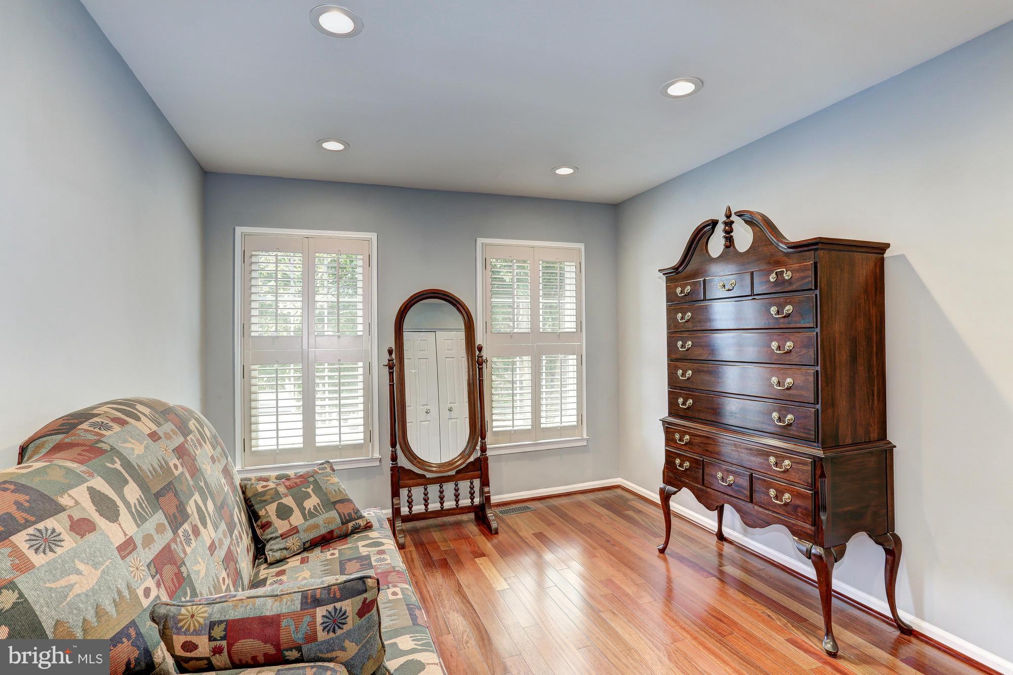 FRANKLIN FARM - Residential