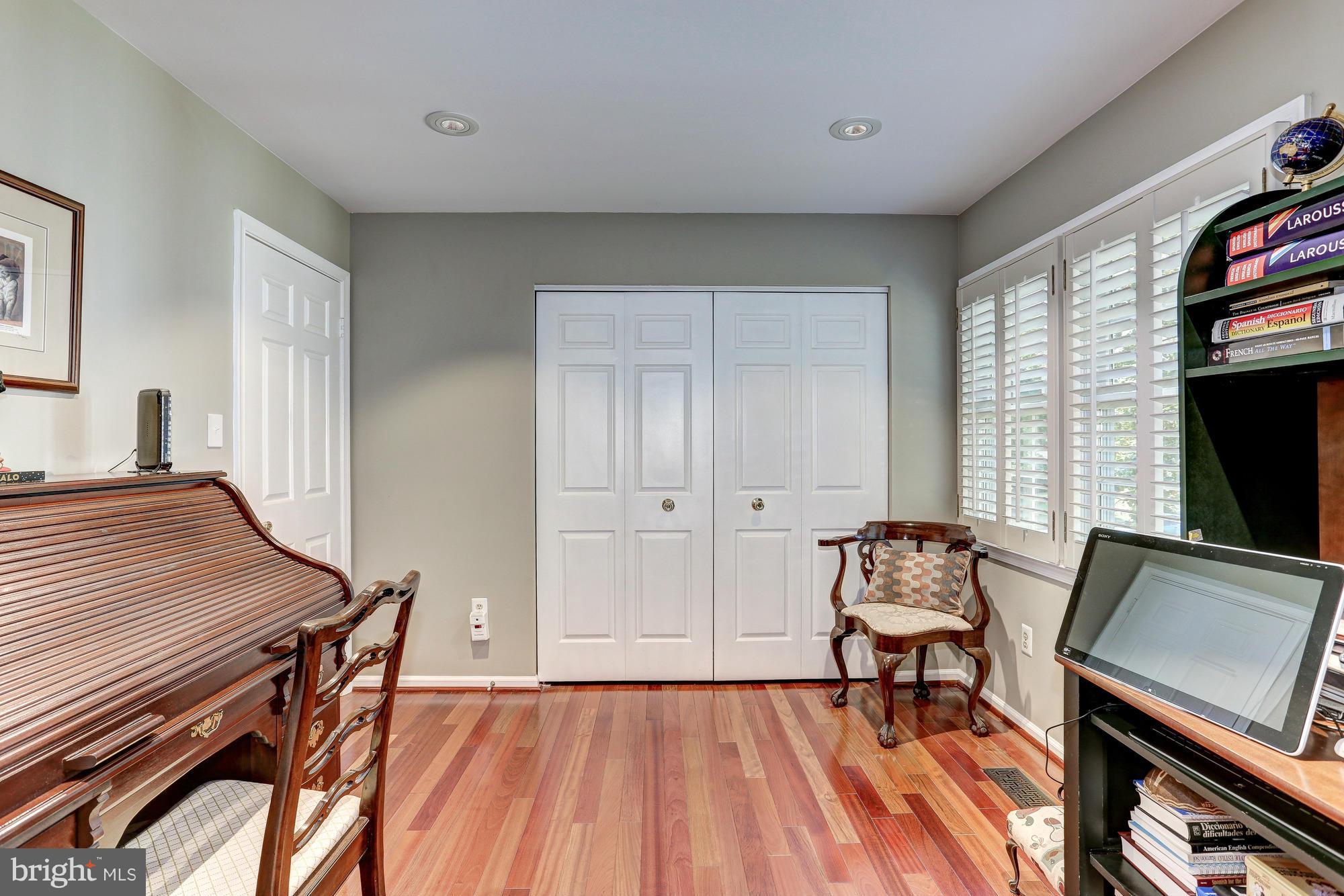 FRANKLIN FARM - Residential