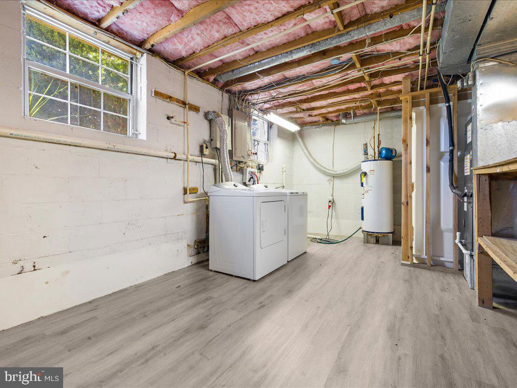 ELIZABETHS LANDING - Residential