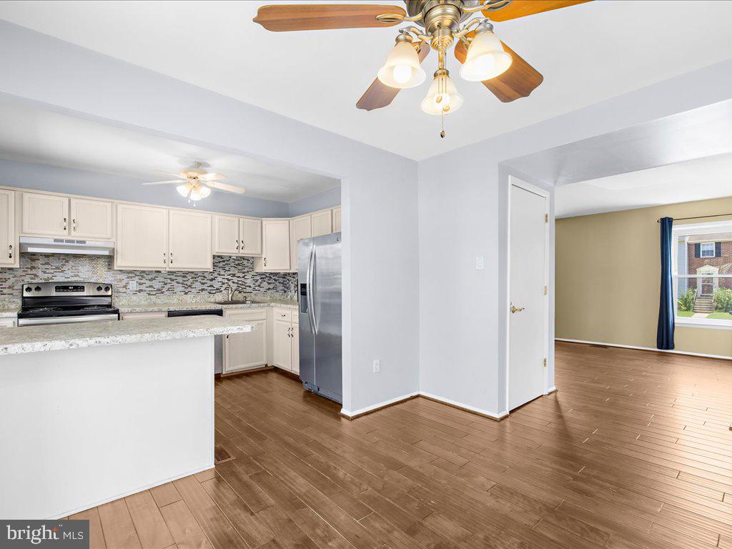 ELIZABETHS LANDING - Residential