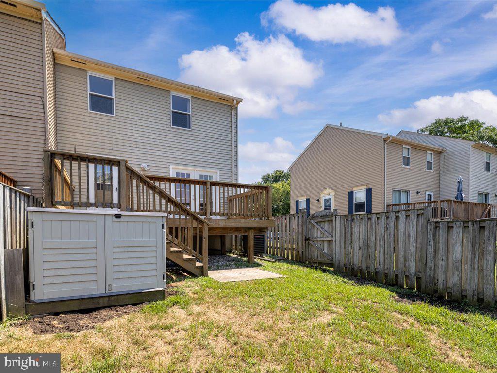 ELIZABETHS LANDING - Residential