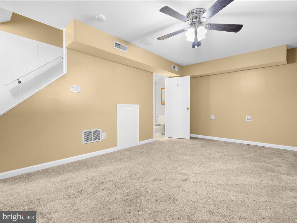 ELIZABETHS LANDING - Residential