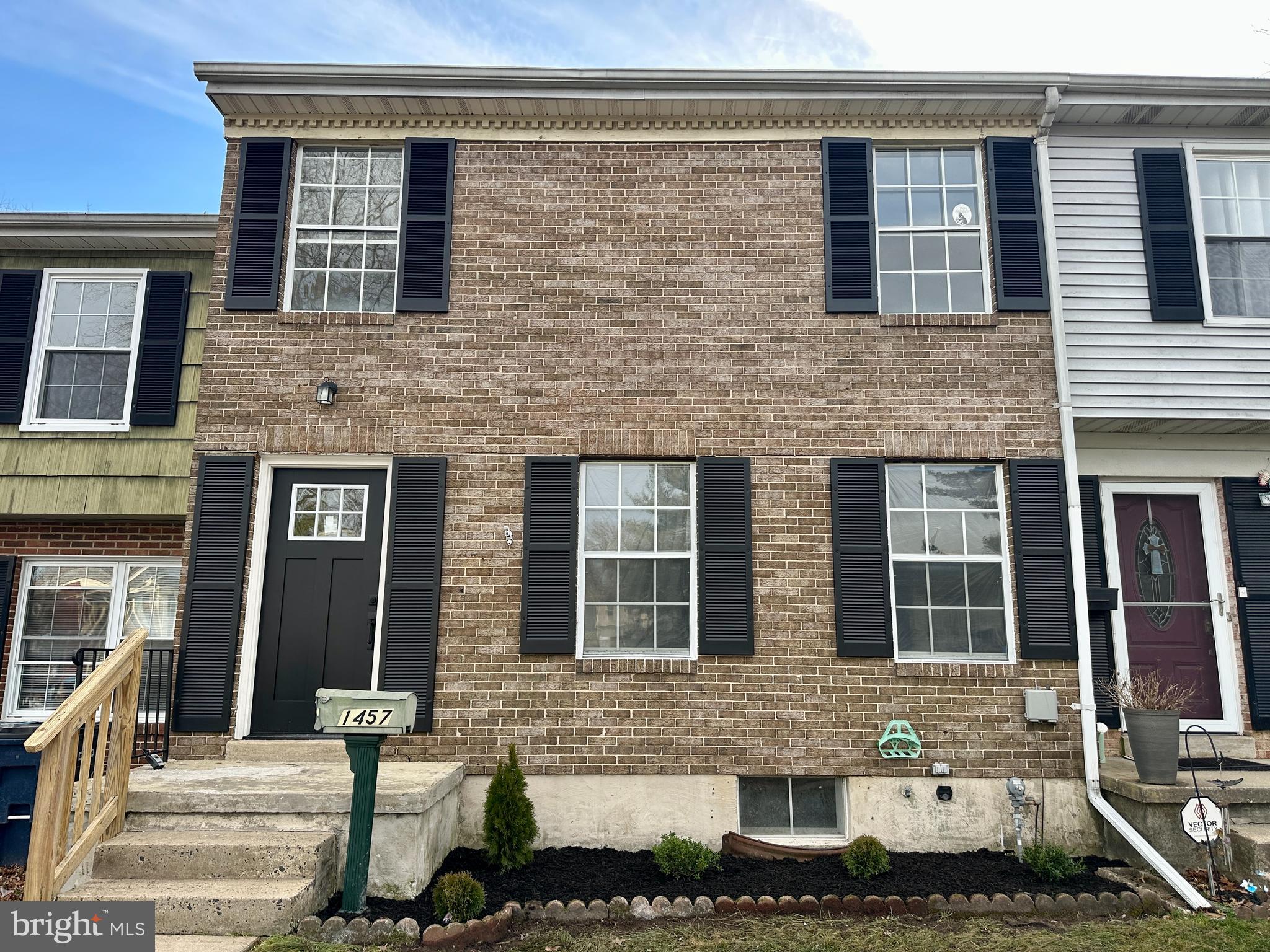 HARFORD SQUARE - Residential