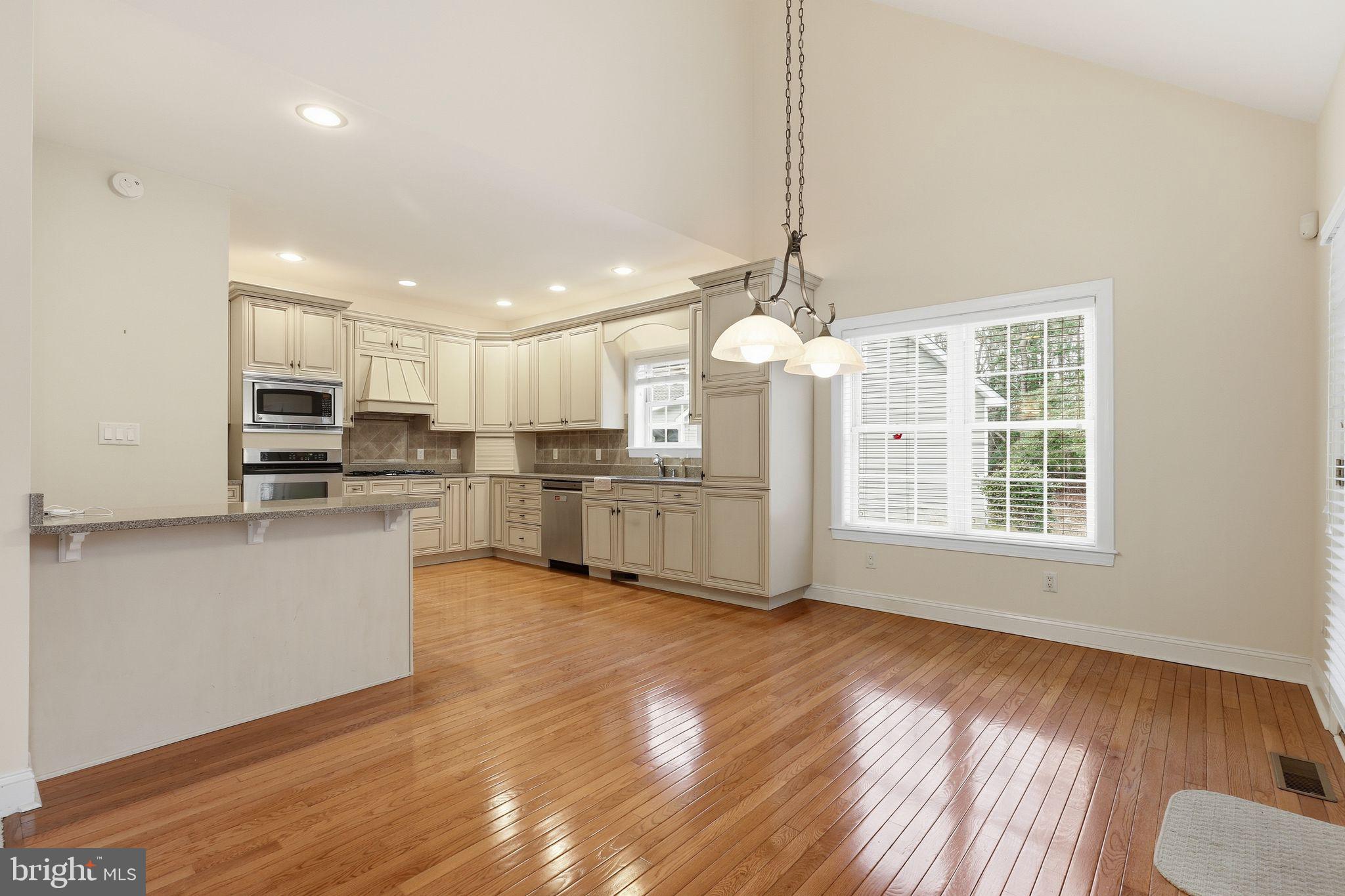 DEER POINT - Residential