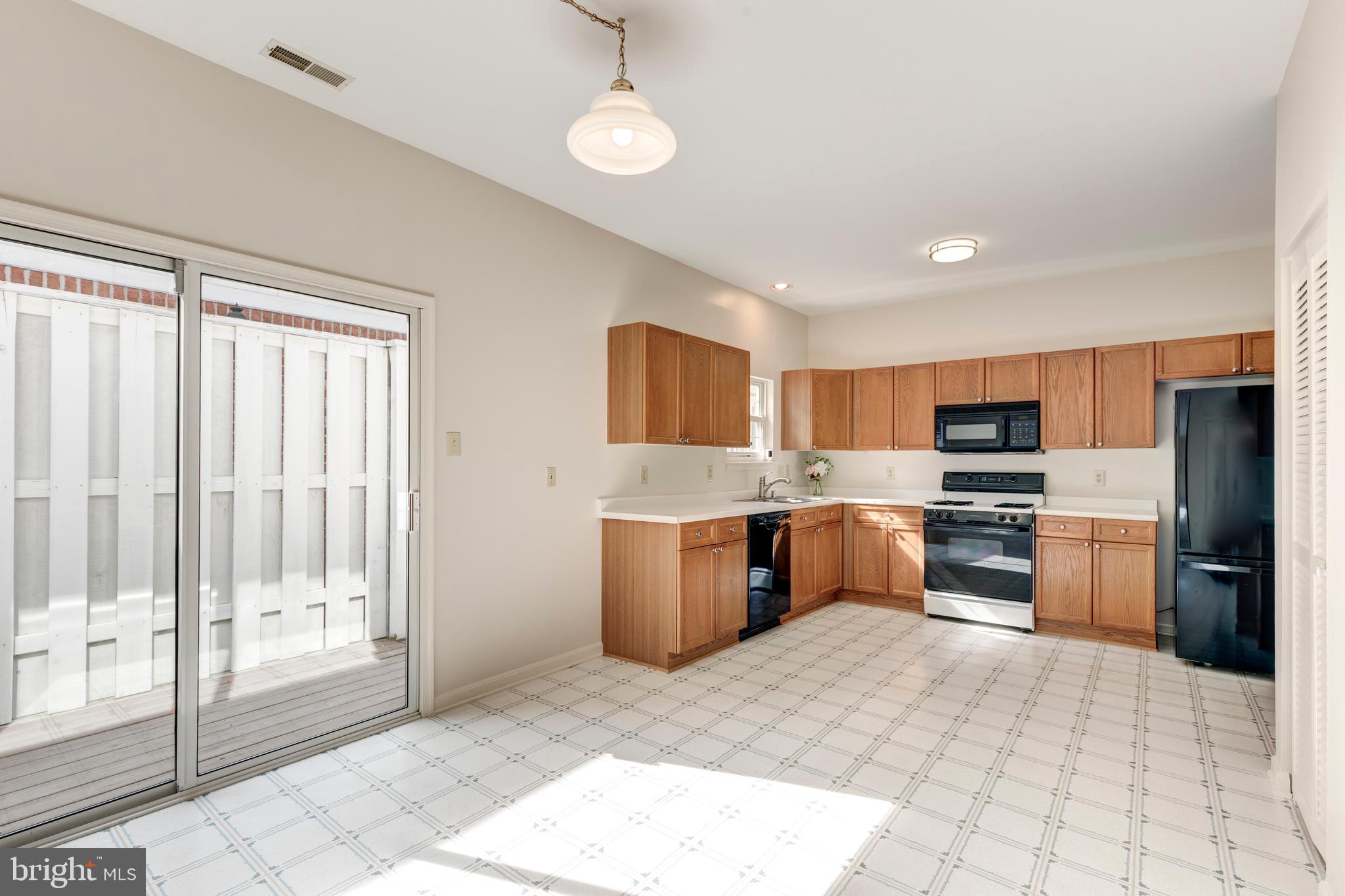 WESTON - Residential