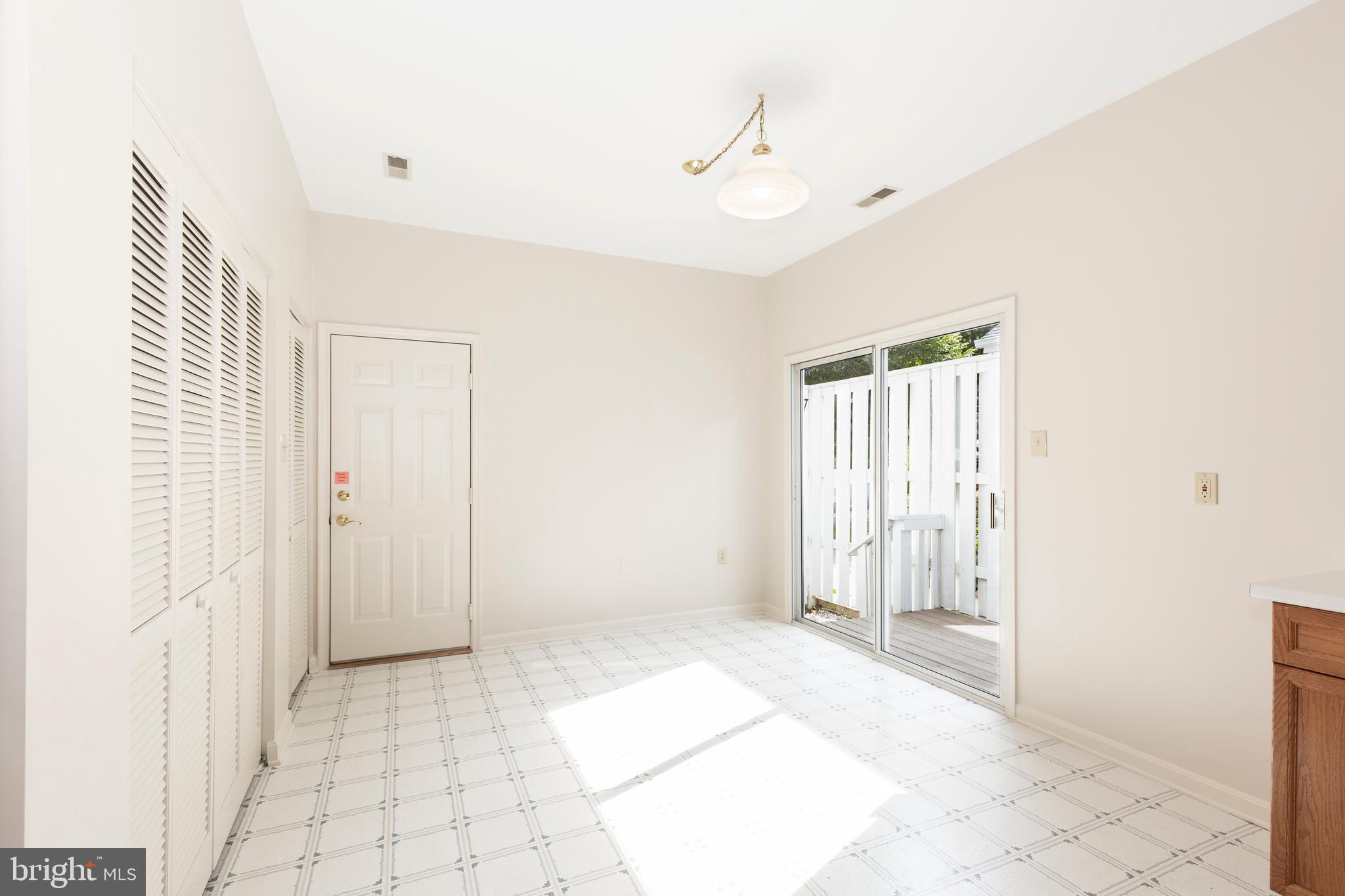 WESTON - Residential